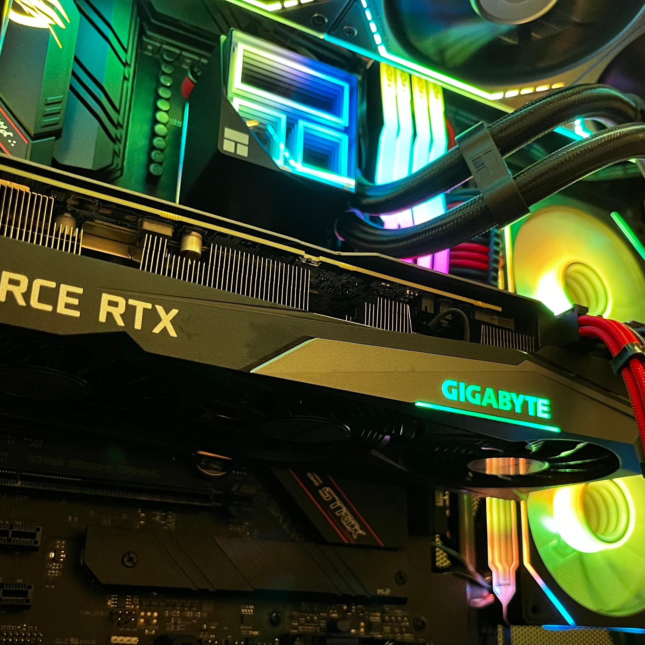 🔥 R7-5800x / RTX 3070 / 2TB STORAGE / 32GB RAM / Pcie 5.1 ready! 🔥