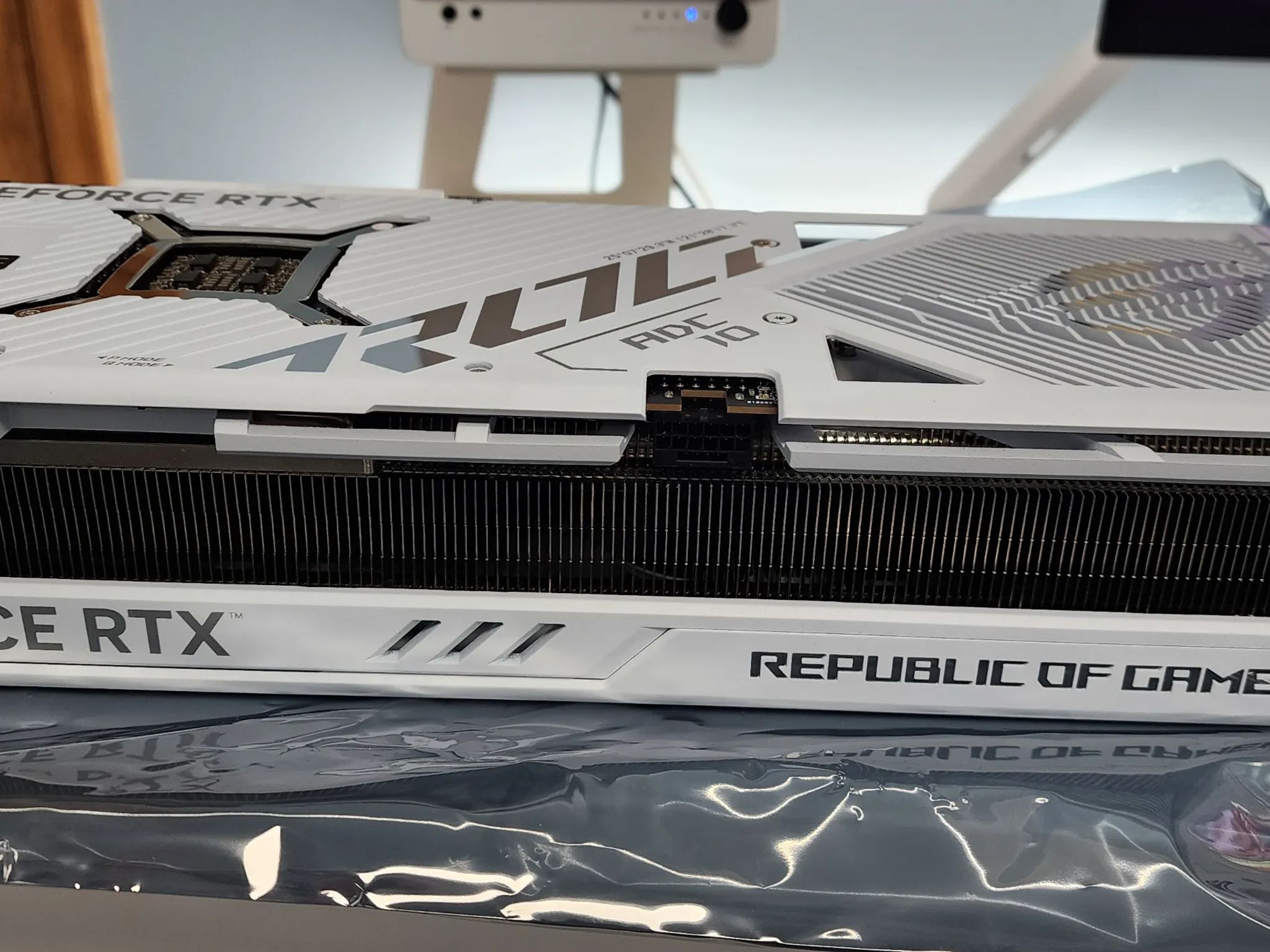 USED! RTX 4090 Asus Rog Strix OC White Edition