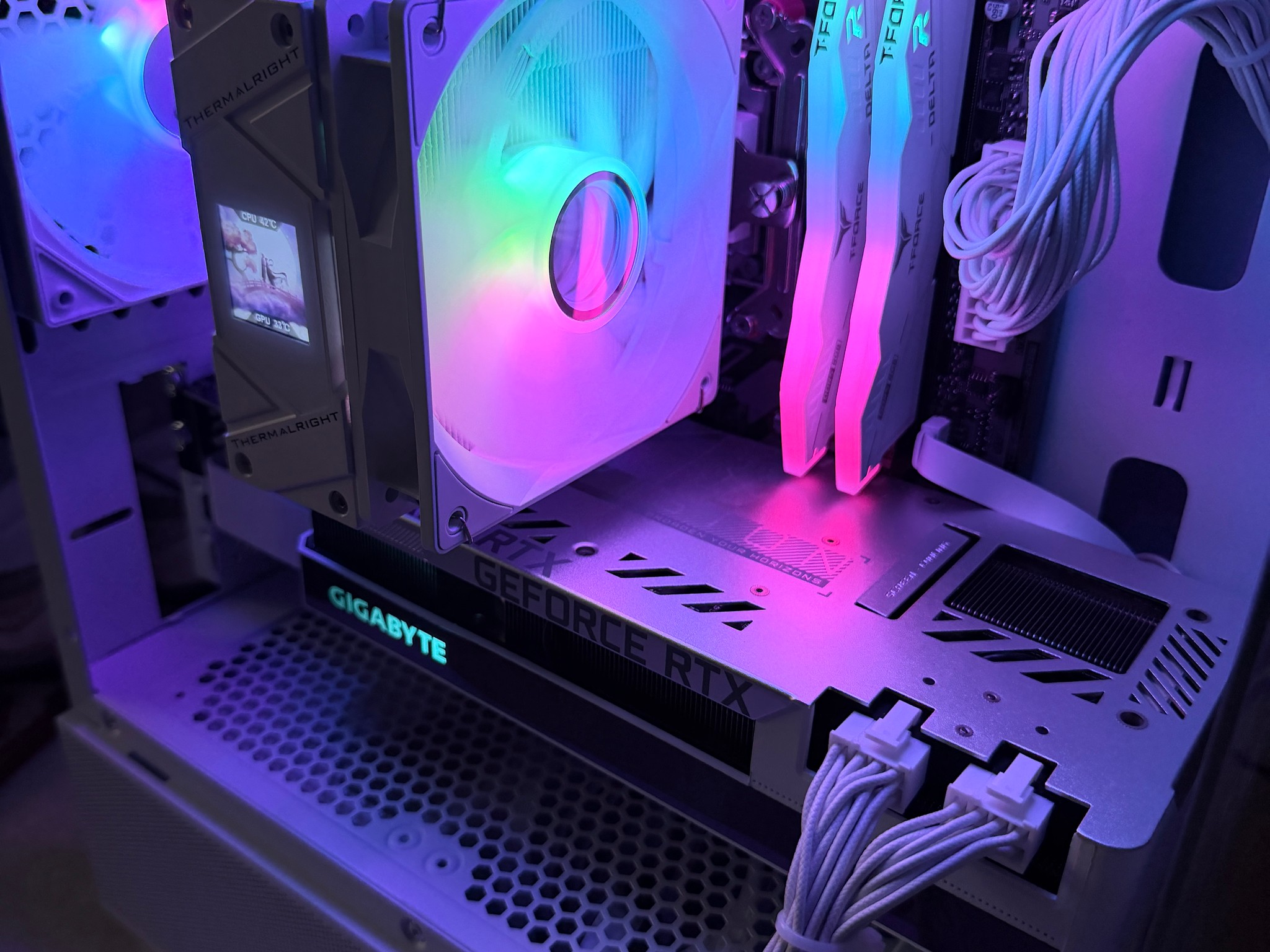 WHITE 3080 Gaming PC | RTX 3080 | 16GB DDR5 | 9600x | 1TB Storage | LCD DISPLAY Cooler