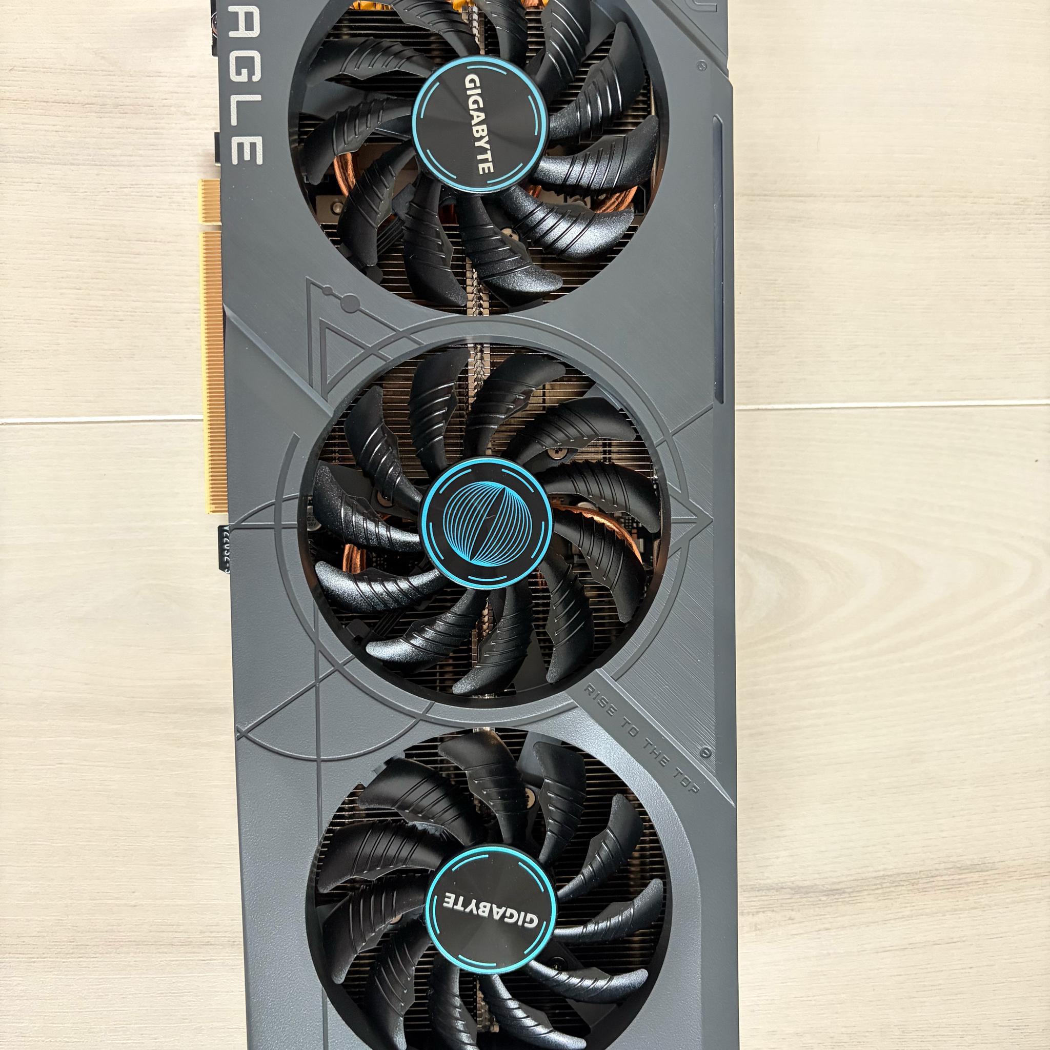 Gigabyte EAGLE OC GeForce RTX 4070 SUPER