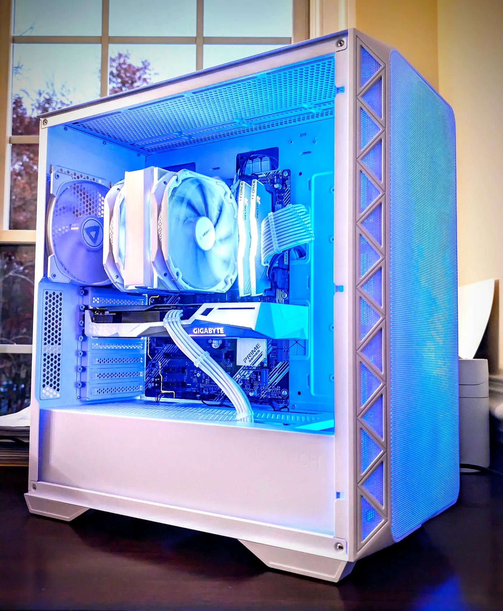 ❄️🧊👻FROZEN GHOST👻🧊❄️CUSTOM WHITE RTX 3060 12GB|AMD RYZEN 5 3600|ASUS PRIME B550-PLUS|1080P BEAST