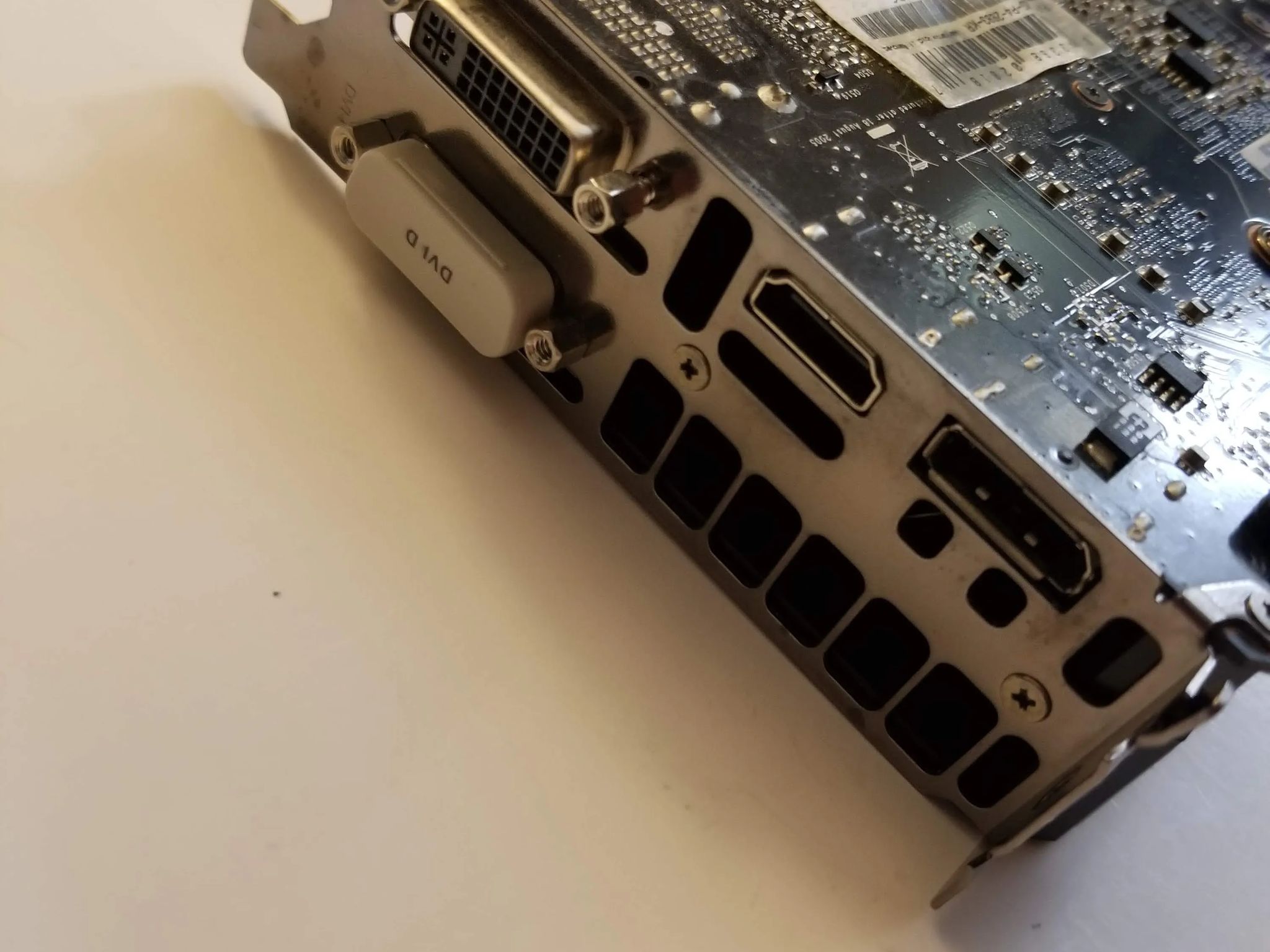 EVGA Nvidia GeForce GTX 680 Graphic Card Signature 2 GB GDDR5 GPU Video Gaming