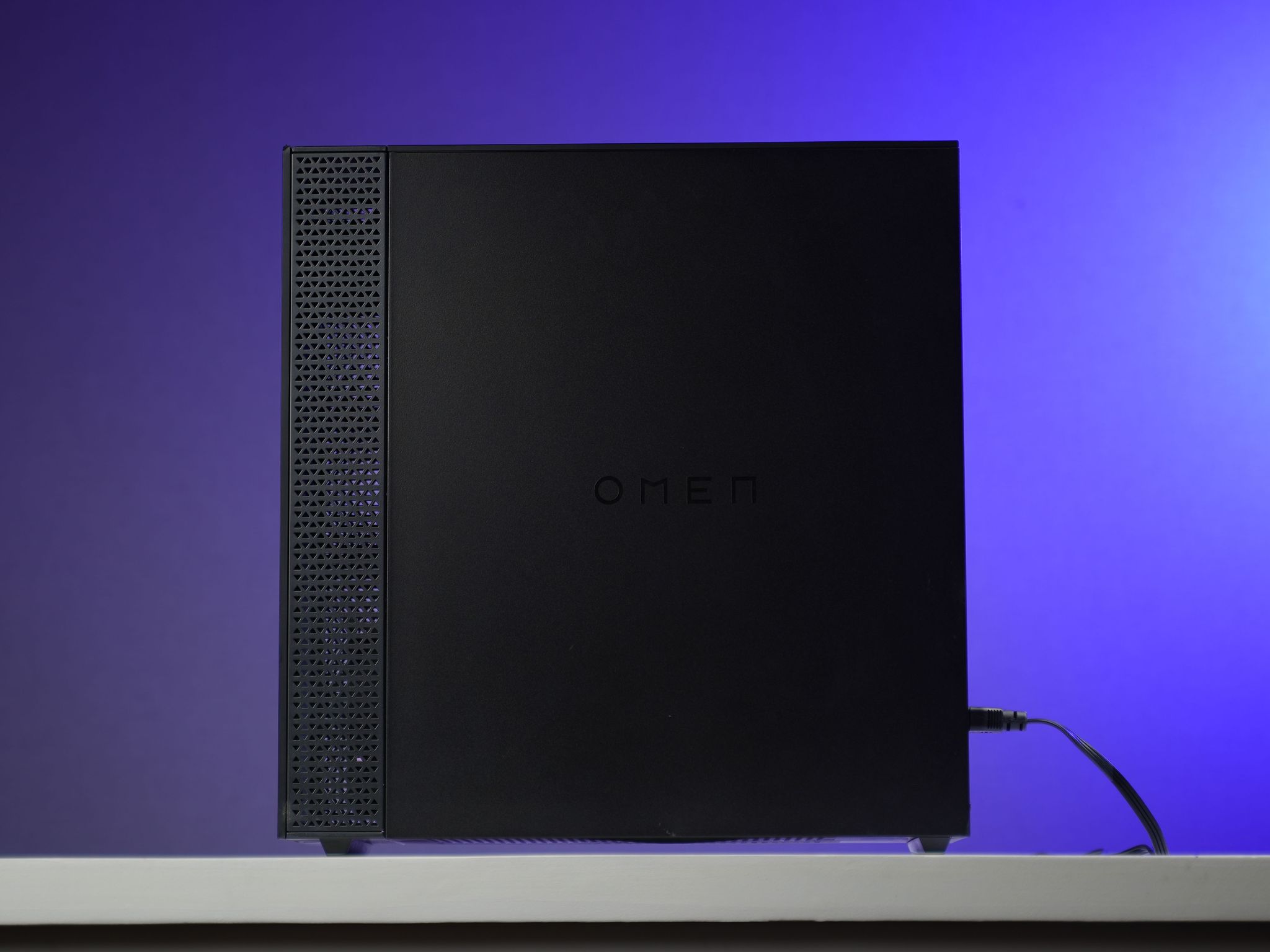 \ LF-01 / GTX 1660 Super Ryzen 5 3600 16GB 1.3TB Windows 11 Gaming PC Powerhouse