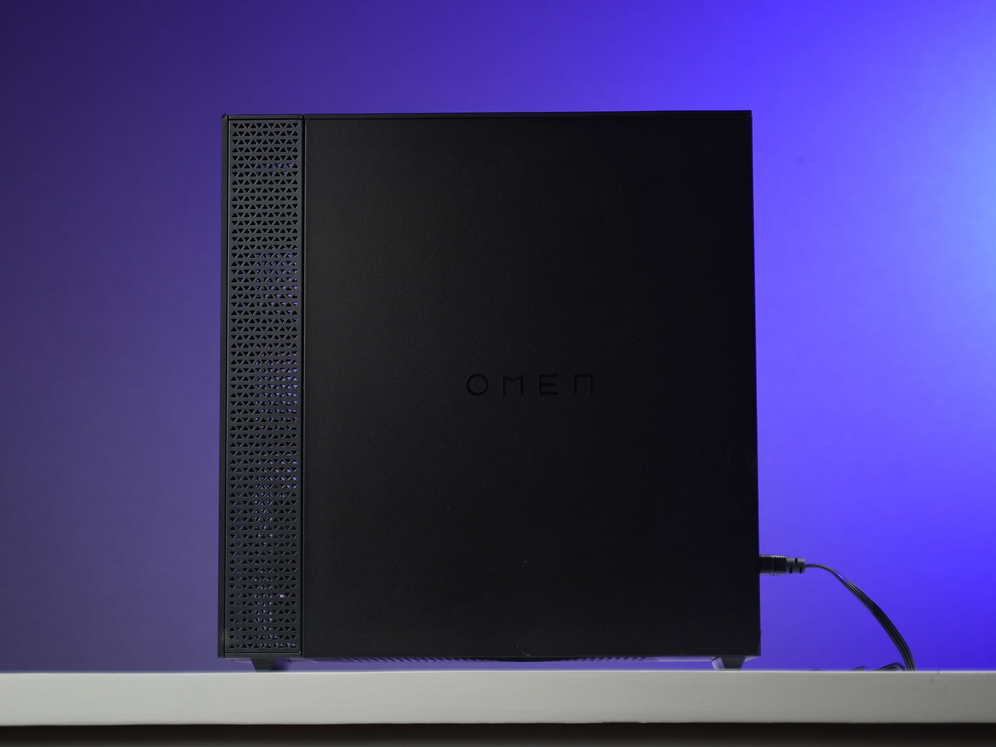 \ LF-01 / GTX 1660 Super Ryzen 5 3600 16GB 1.3TB Windows 11 Gaming PC Powerhouse