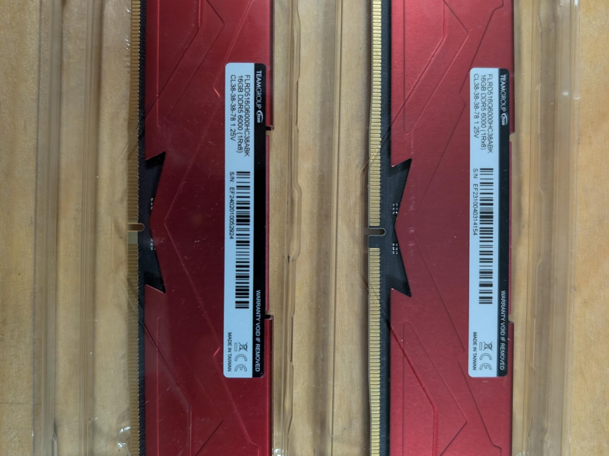 32GB DDR5 6000MTs T-Force Red 2x16GB