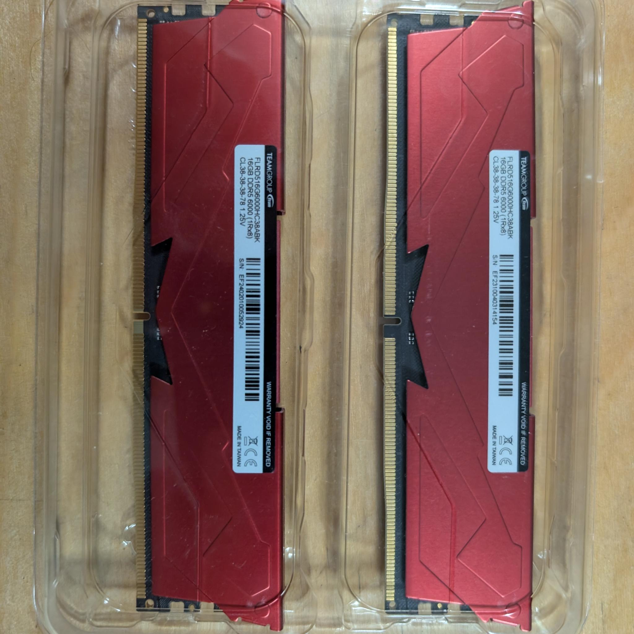 32GB DDR5 6000MTs T-Force Red 2x16GB