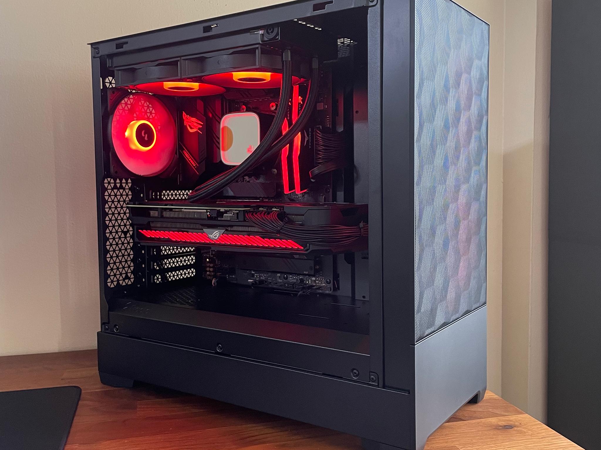 RTX 3070ti | Ryzen 5 5600 | 32GB DDR4 | ROG Custom Build