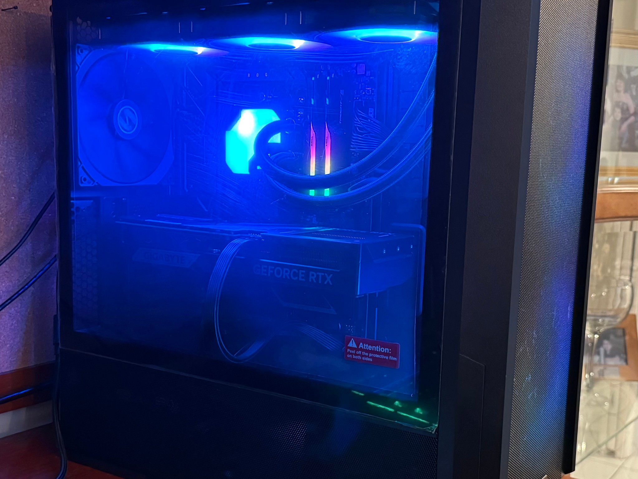 Custom Gaming PC Ryzen 9800X3D RTX 5080 32GB DDR5 4TB SSD