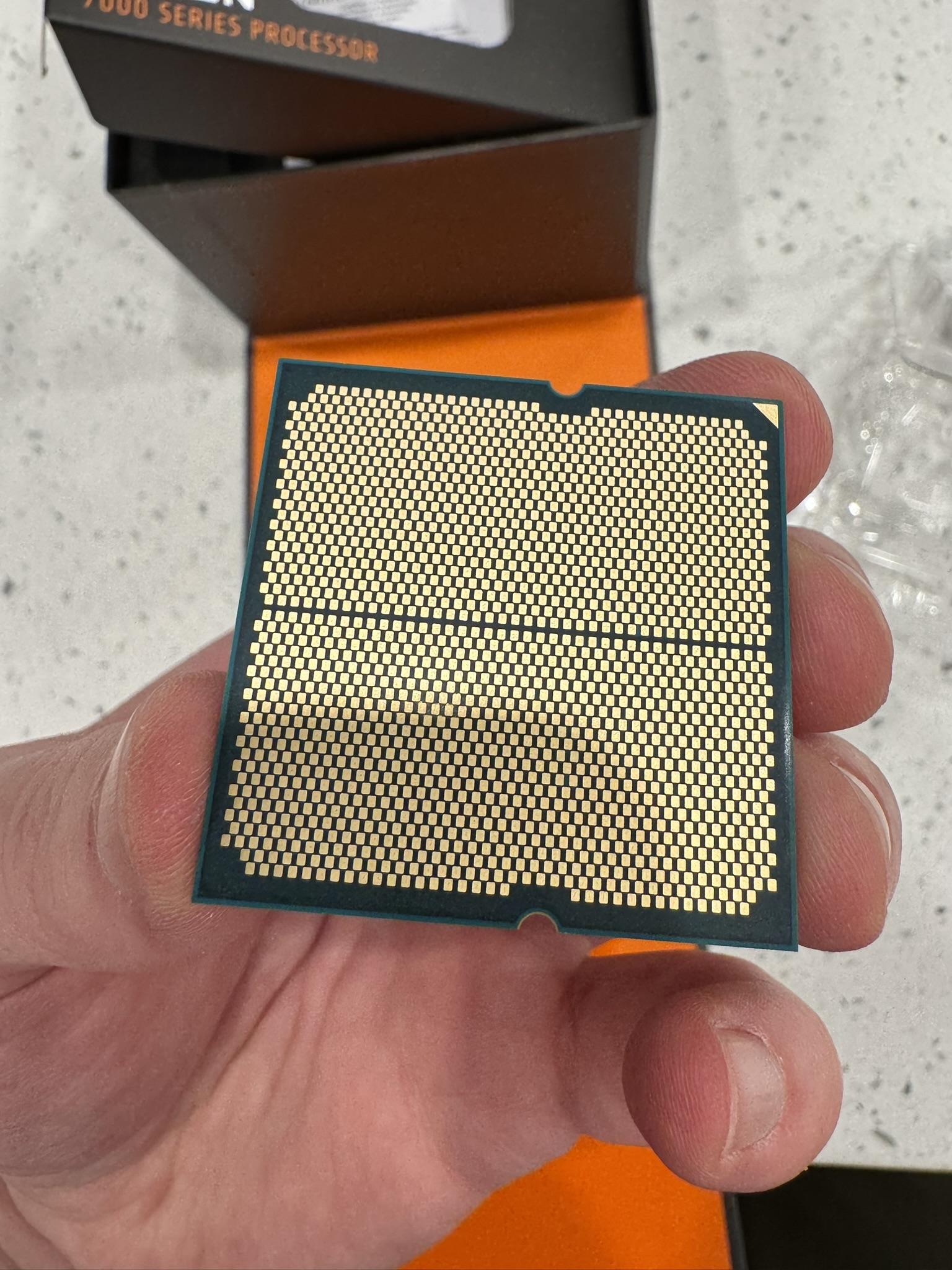 AMD Ryzen 9 7950X