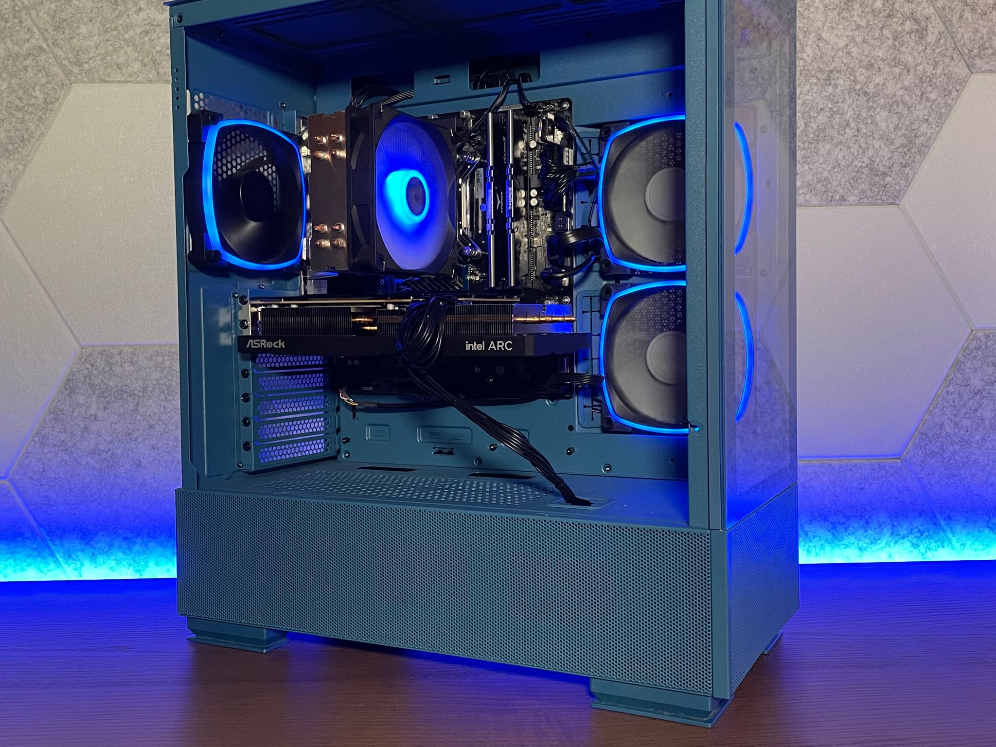 🔵 i5 12400F | Intel Arc A750 | WIFI | 500GB SSD | 16GB Ram | Windows 11 🔵