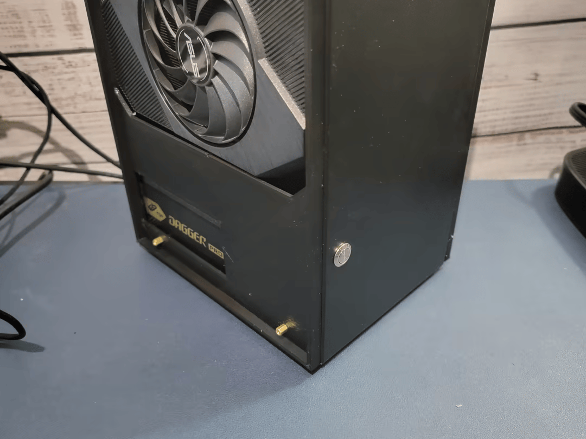 Lil' Slugger: (R5 3600 + RTX 3060) Custom SFF ITX Gaming PC