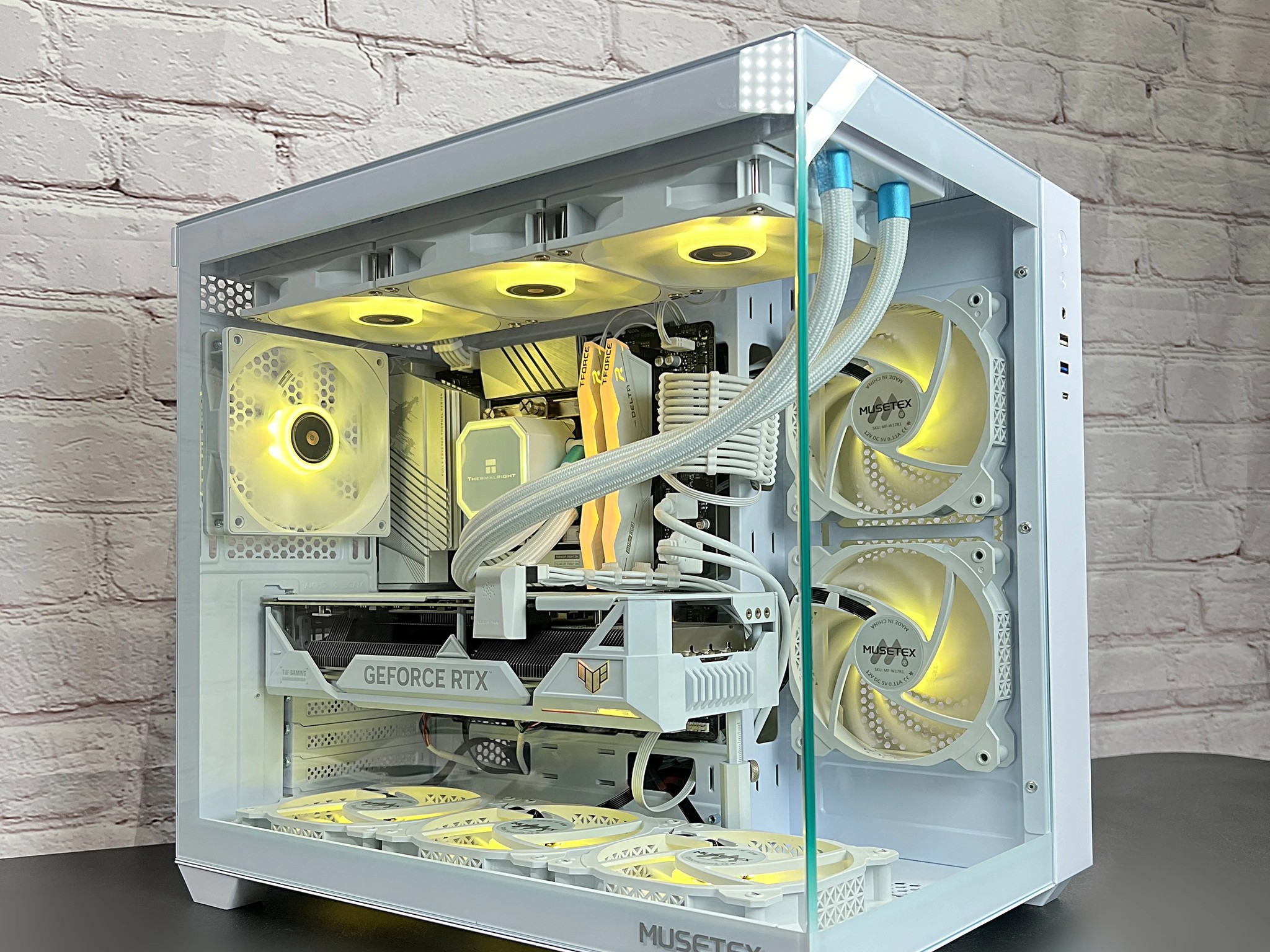 Intel i7 13700K RTX 4070 TI 32GB DDR5 RAM 2TB M.2 WIFI 6E/Bluetooth Win 11 Pro Gaming PC