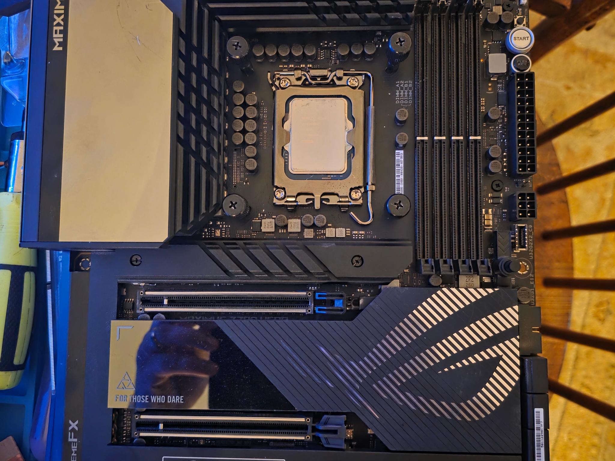 ASUS ROG MAXIMUS Z790 HERO - Image 3