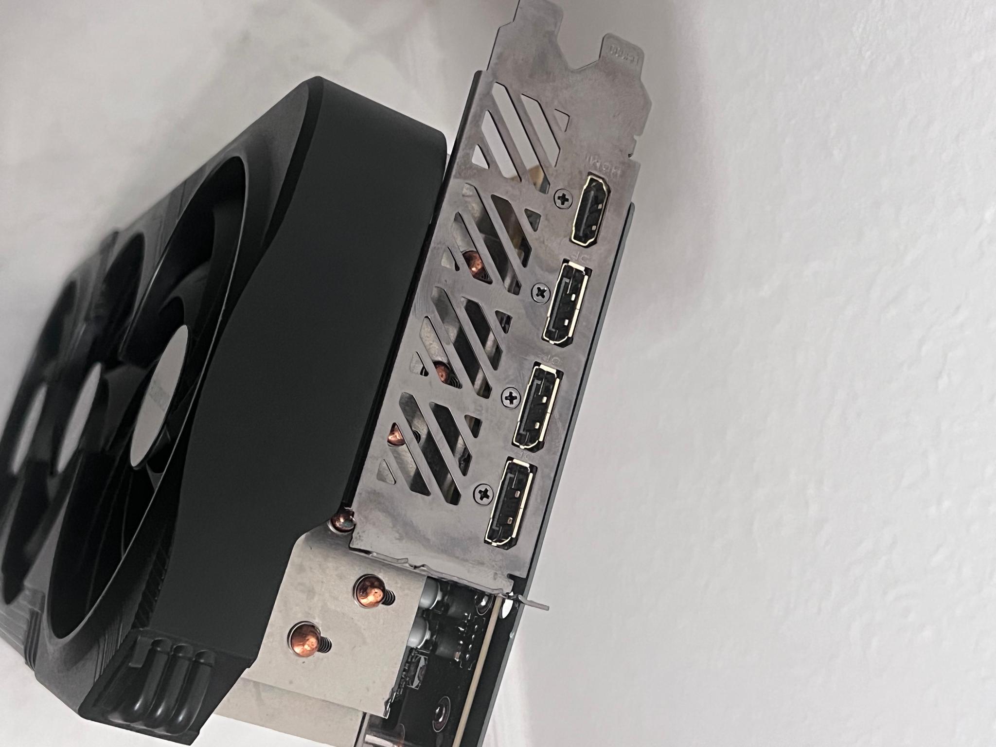 Gigabyte GAMING OC GeForce RTX 4080 with RGB Fans