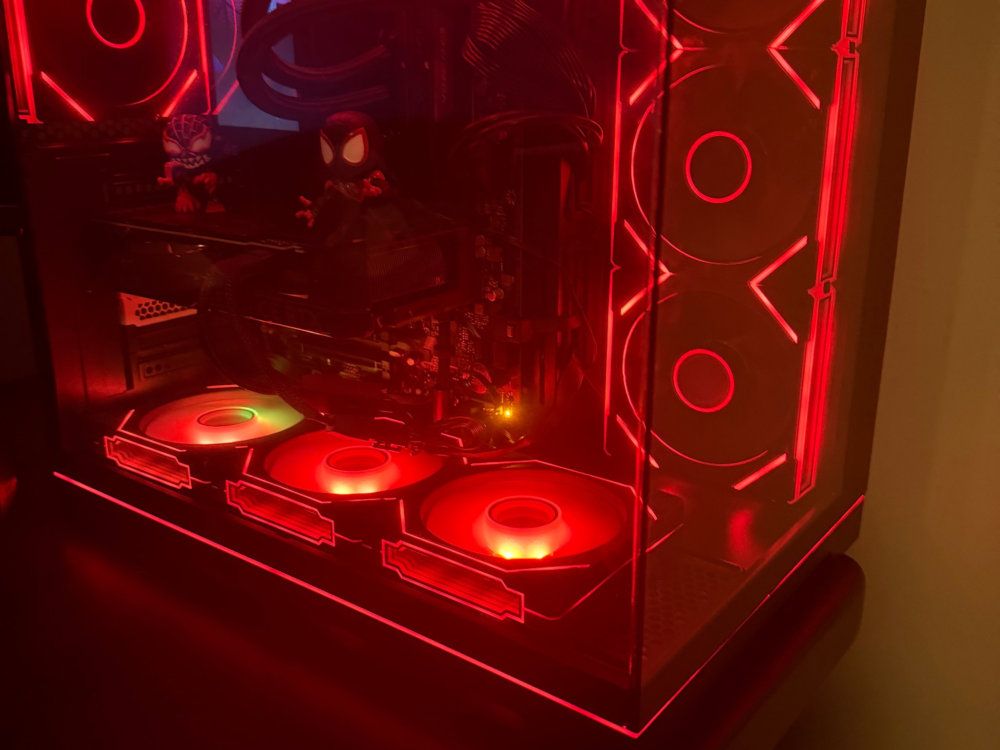 GeForce RTX 4070 Super Custom Gaming PC - Core i9-13900KF, 32GB RAM, 1TB NVMe SSD