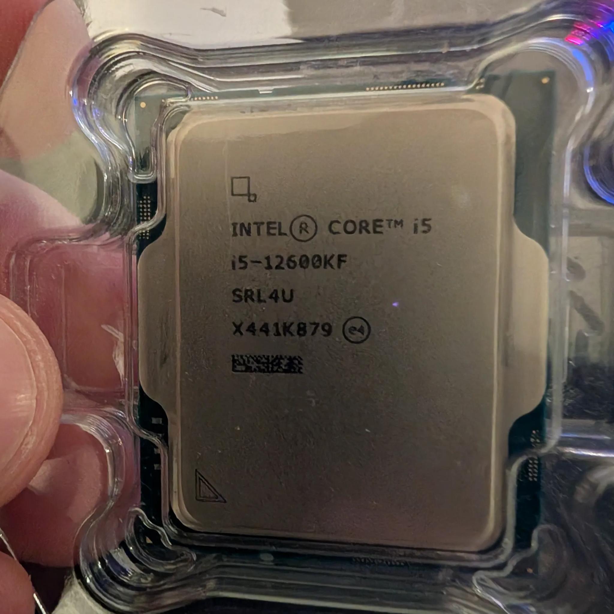 Intel Core I5 12600k