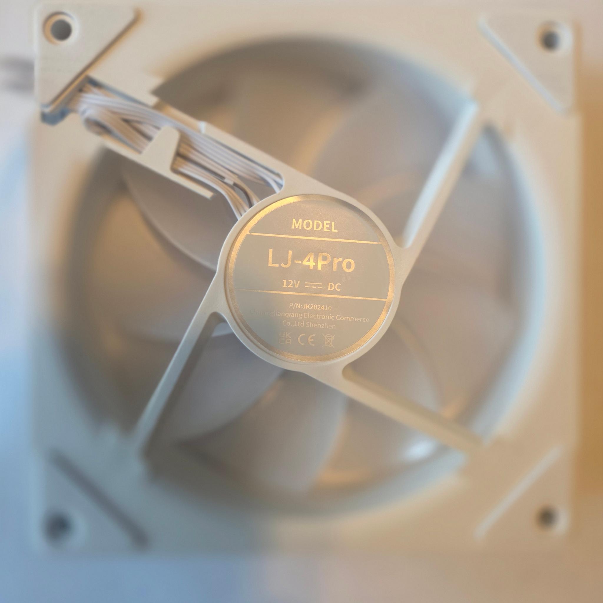 Teucer Infinite Mirror / Prism 4Pro 120mm Fan 3 Pack White