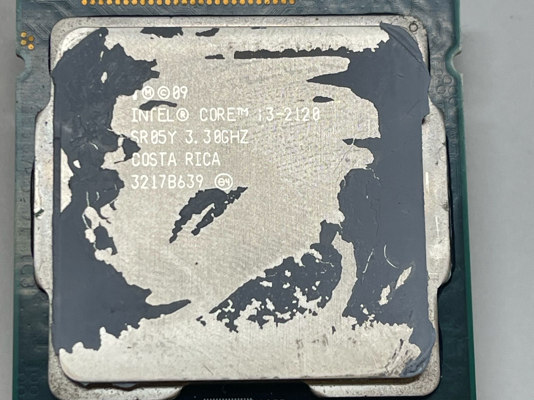 Bundle of 5 Intel CPUs