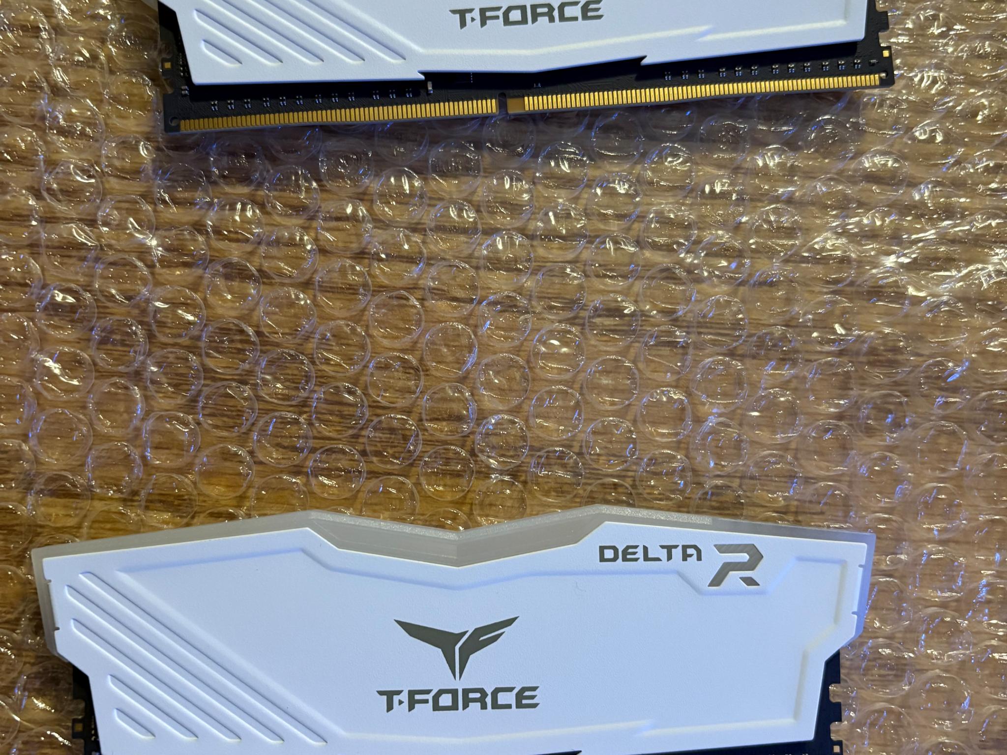ASUS TUF3 GTX 1660 SUPER GUNDAM OC