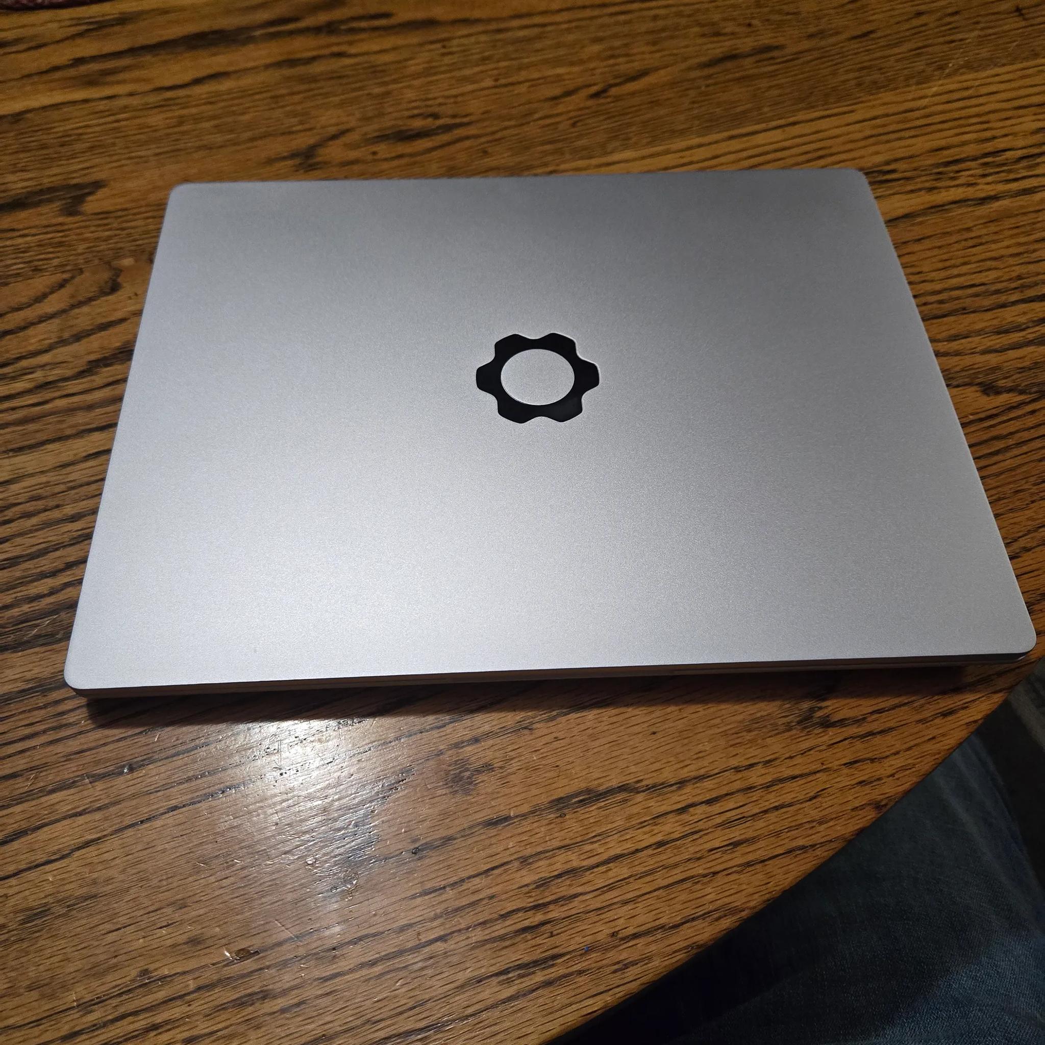 Framework 13 ryzen 7040 series
