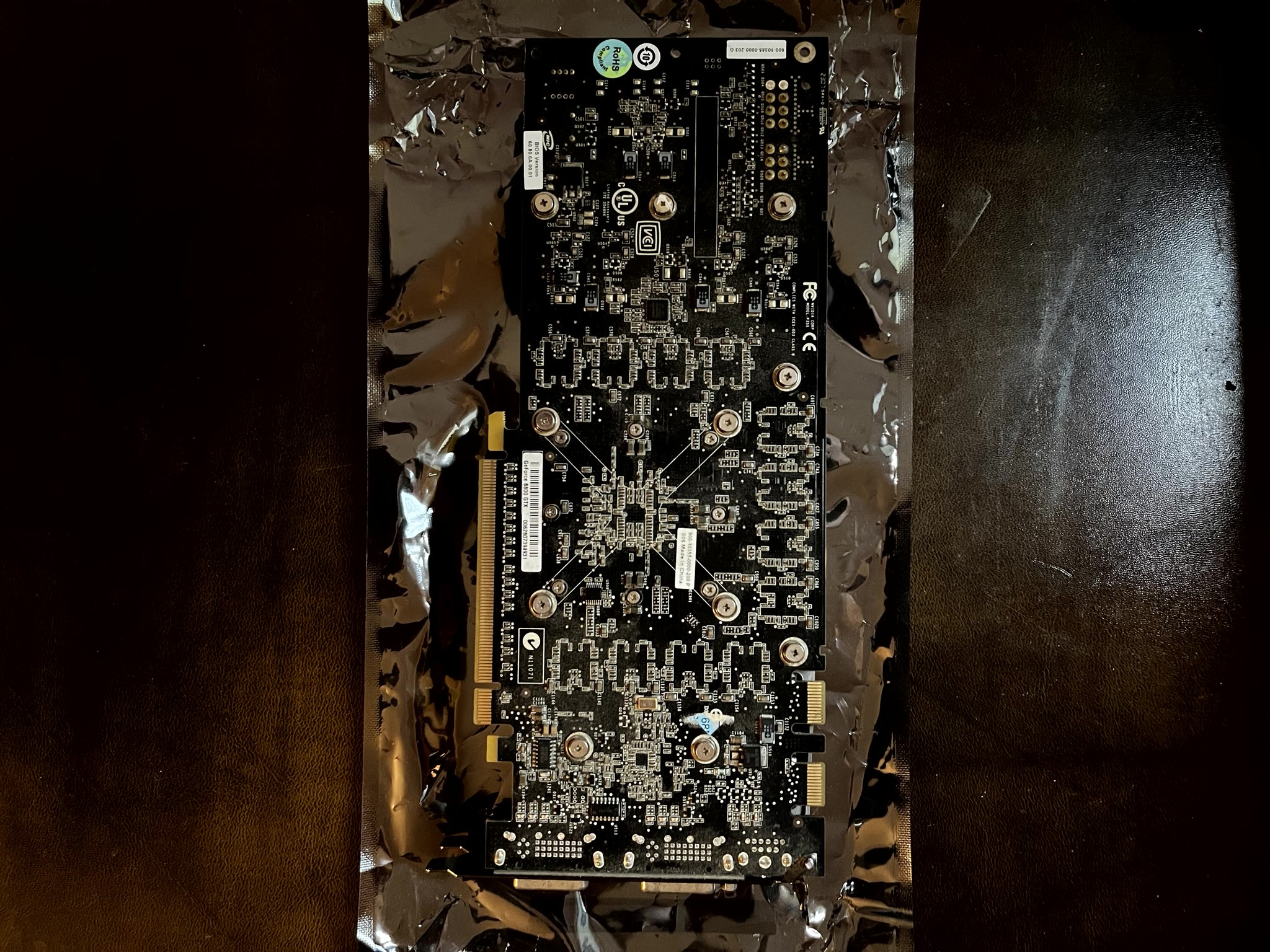 EVGA e-GeForce 8800 GTX and EVGA GTX 750Ti FTW retro GPUs