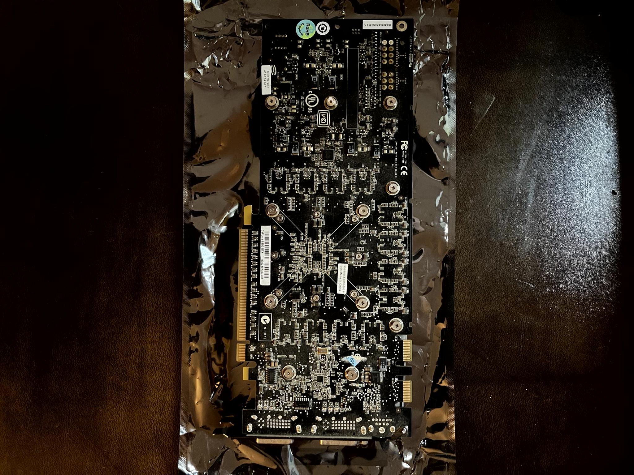 EVGA e-GeForce 8800 GTX and EVGA GTX 750Ti FTW retro GPUs