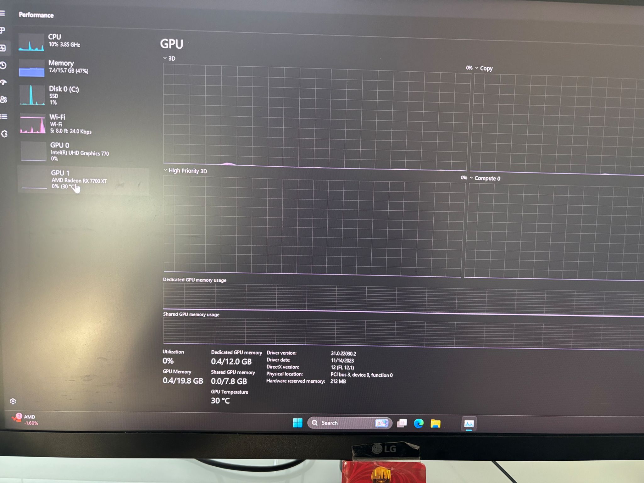 HP OMEN 40L Desktop Gaming Beast - Intel I7-13700,16GB DDR5 5200MHZ,512GB Gen4 SSD,AMD RX 7700XT