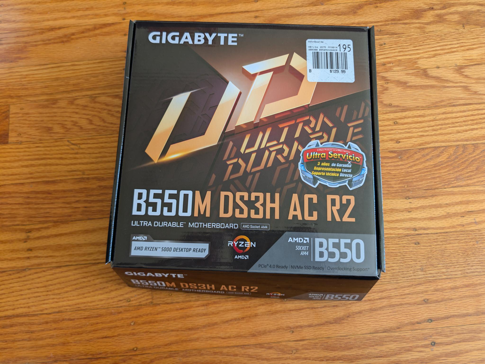 [BNIB]Gigabyte B550M DS3H AC R2 mATX Motherboard + AMD Wraith Prism RGB Cooler Bundle