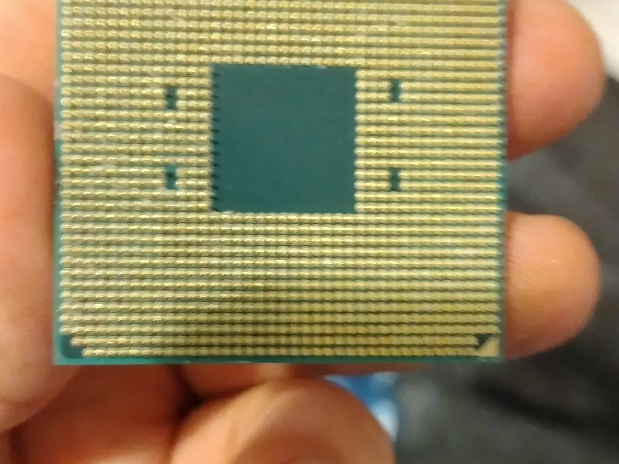 For Sale Ryzen 3 1200 USED/GOOD - comes with optional fan