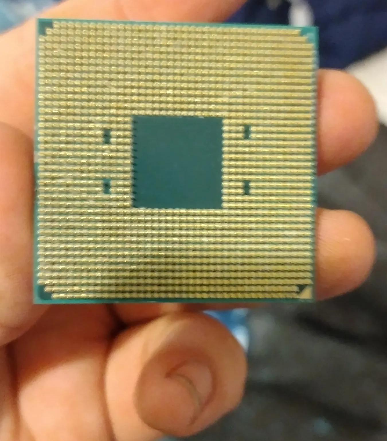For Sale Ryzen 3 1200 USED/GOOD - comes with optional fan