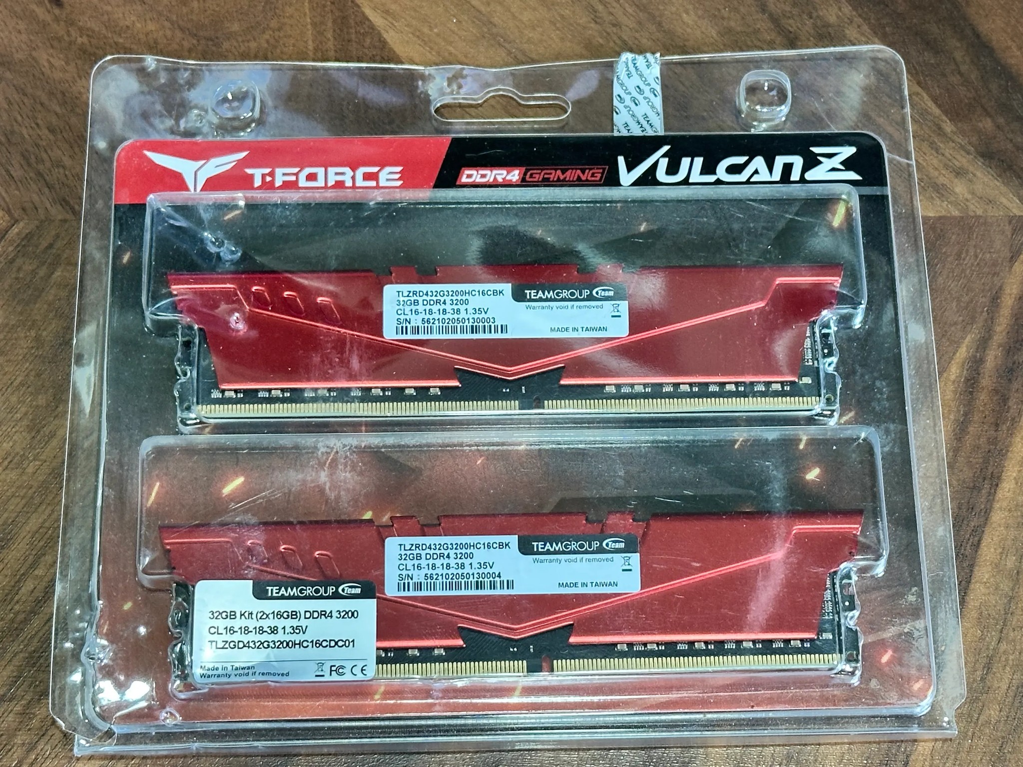 TEAMGROUP T-Force Vulcan Z DDR4 32GB Kit (2x16GB) 3200MHz (PC4-25600) CL16