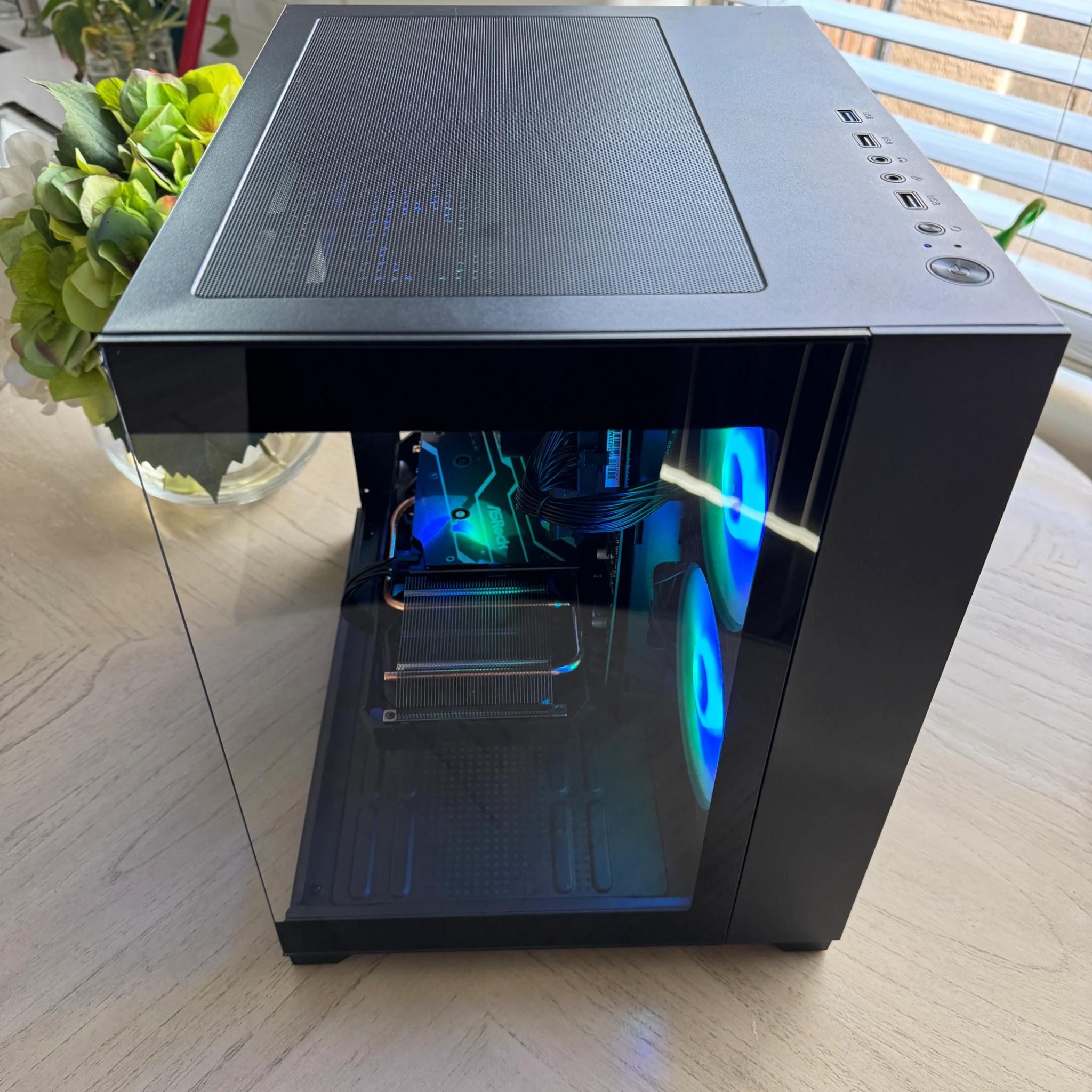 Competitive Gaming Pc - Ryzen 5 / Radeon RX 66008GB / 1tb SSD
