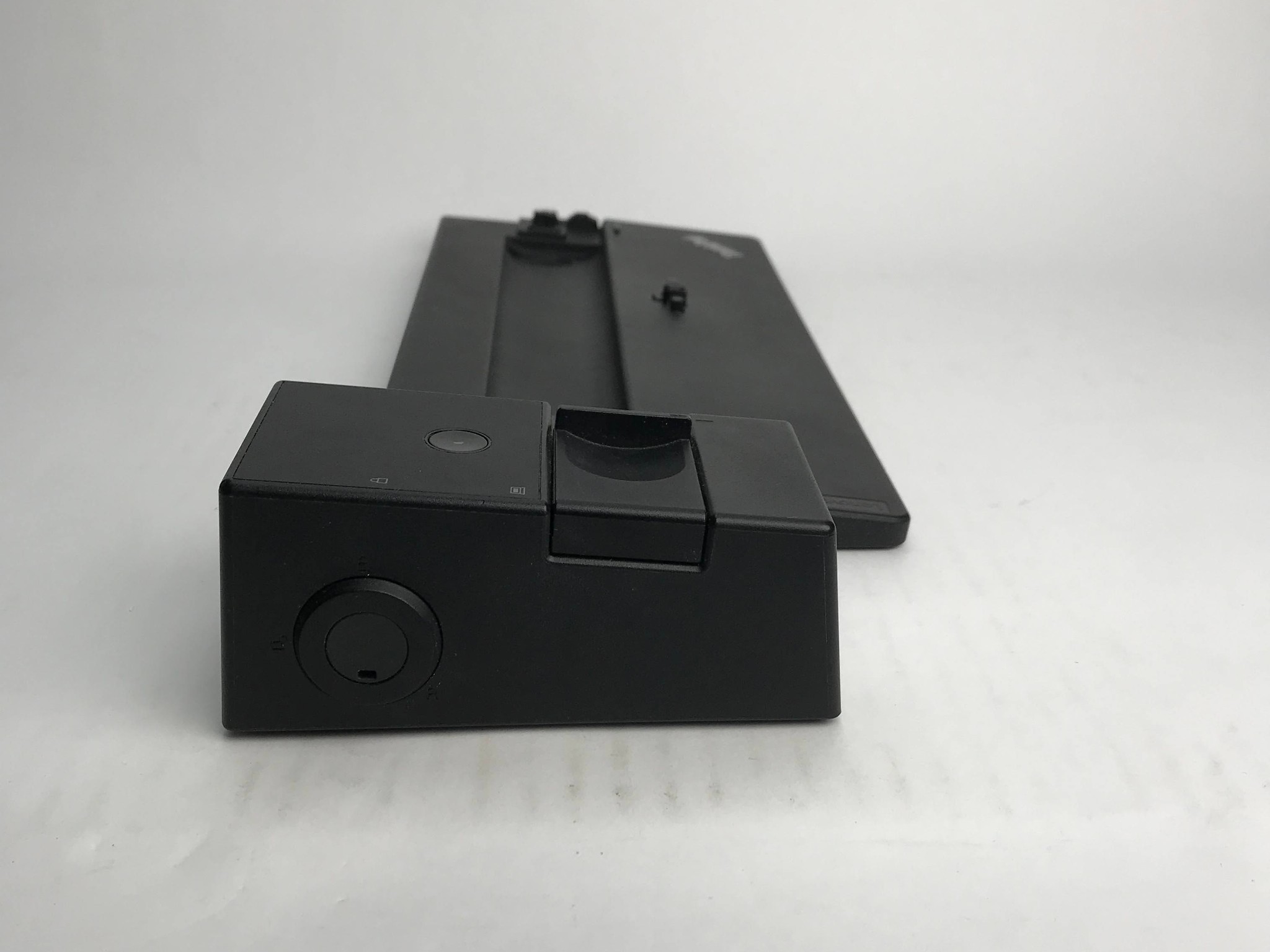 Lenovo ThinkPad Basic 90W Docking Station 40AG | w/ 90w ADAPTER | Genuine OEM