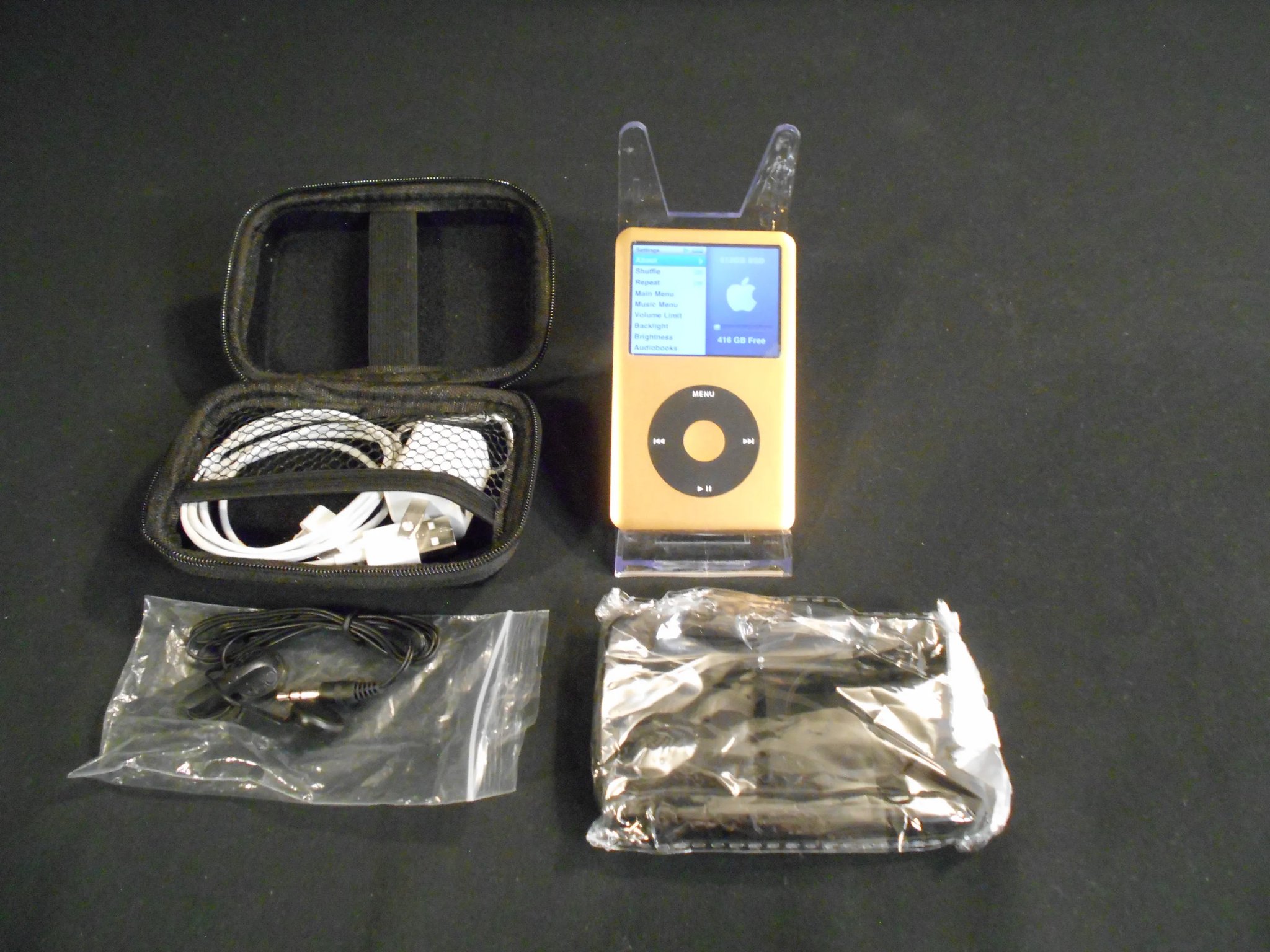 Ipod Classic 7th Gen 512gb SSD 3000mah Battery And Accessories