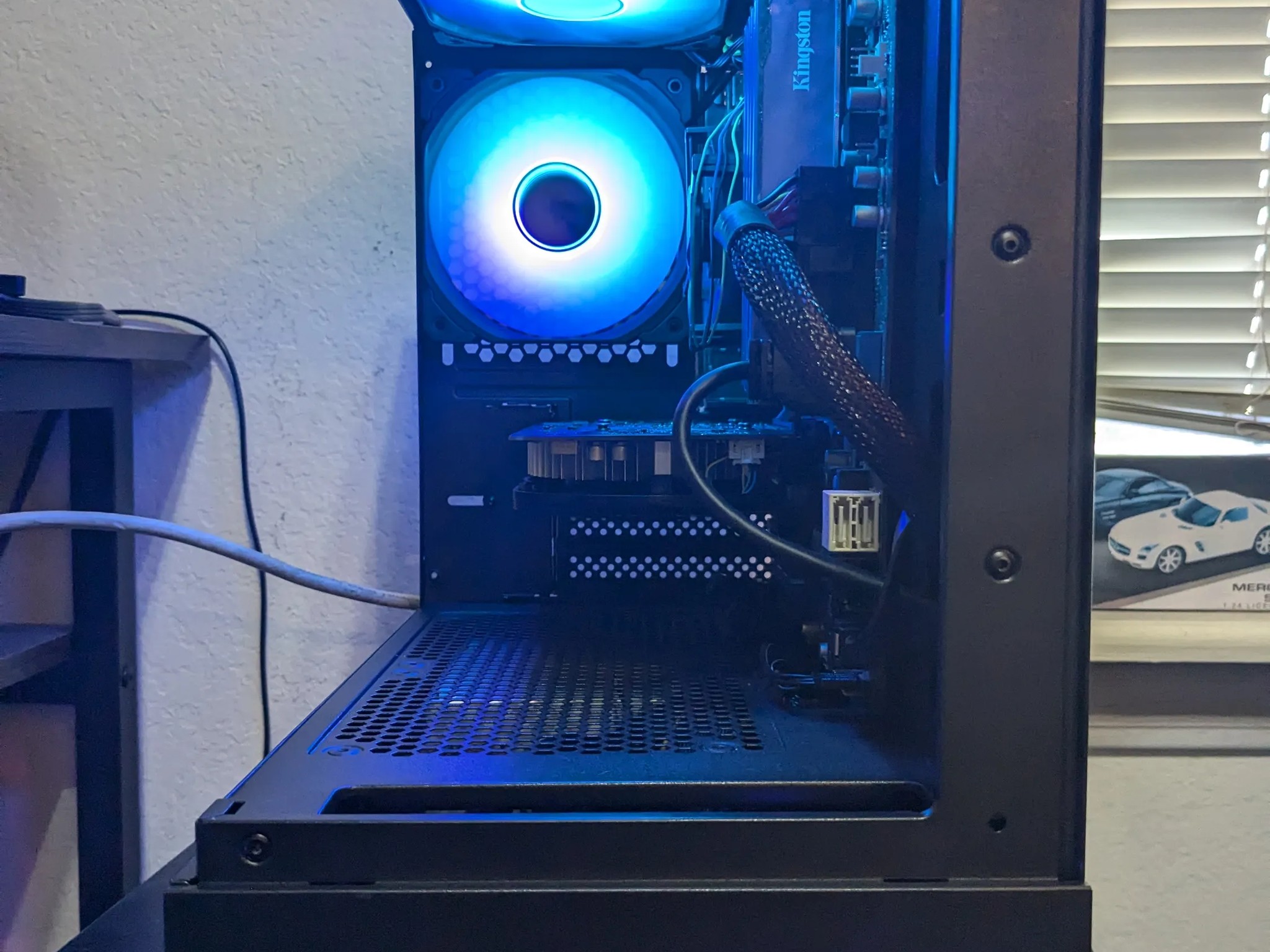 90 FPS Fortnite | 180 Day Warranty | RGB, WiFi, Xeon E3 (i7-2600S), GTX 1050 TI, 500GB SSD, Win10