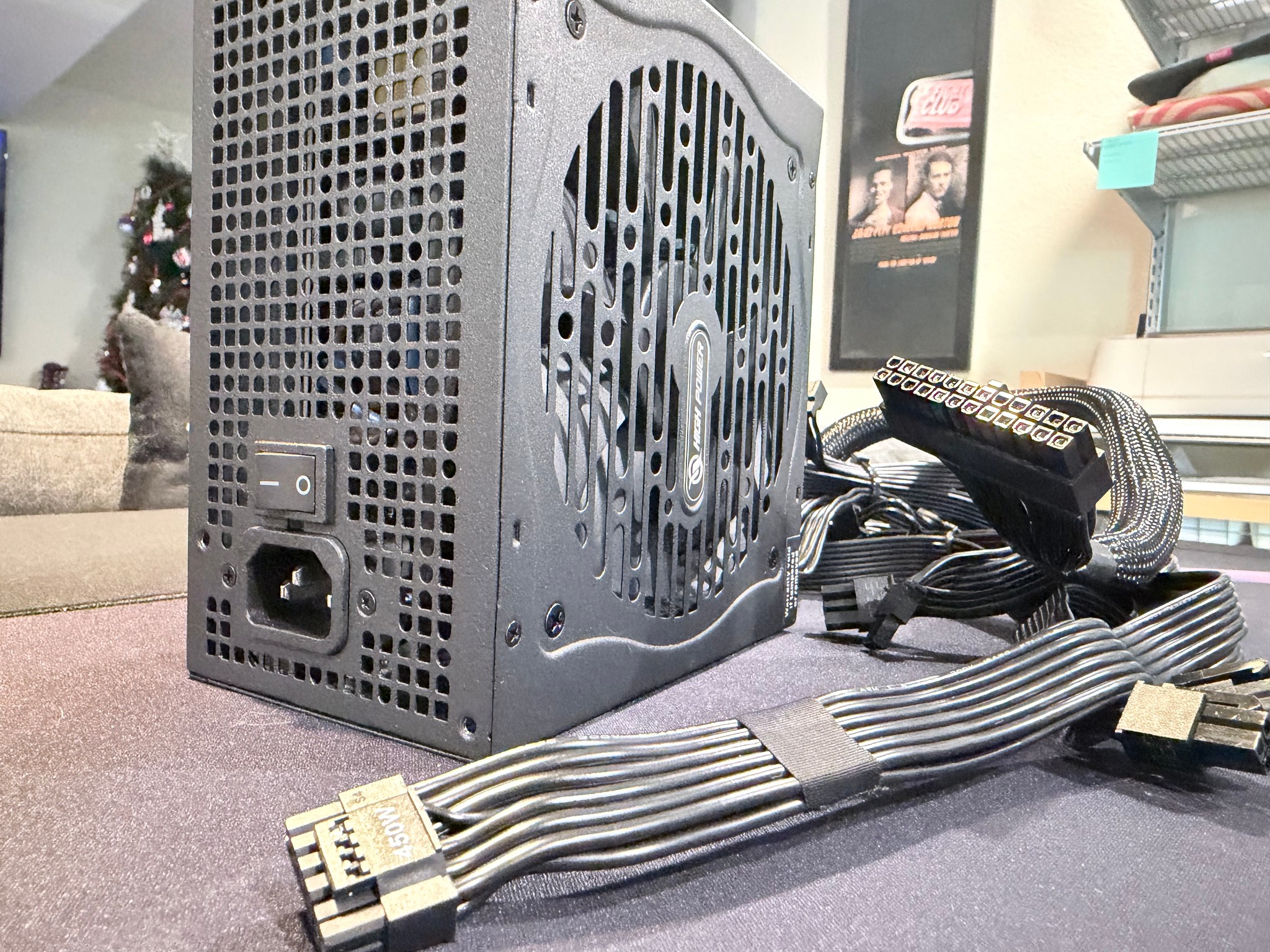 Highpower 750W Non-Mod 80+Gold