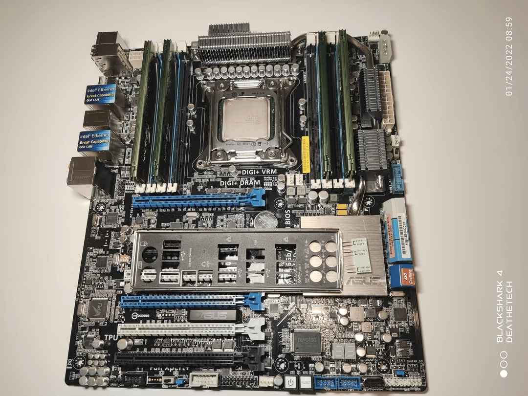 Asus P9X79 WS Motherboard / i7 3930k CPU / 4x4GB DDR3 Ram Combo