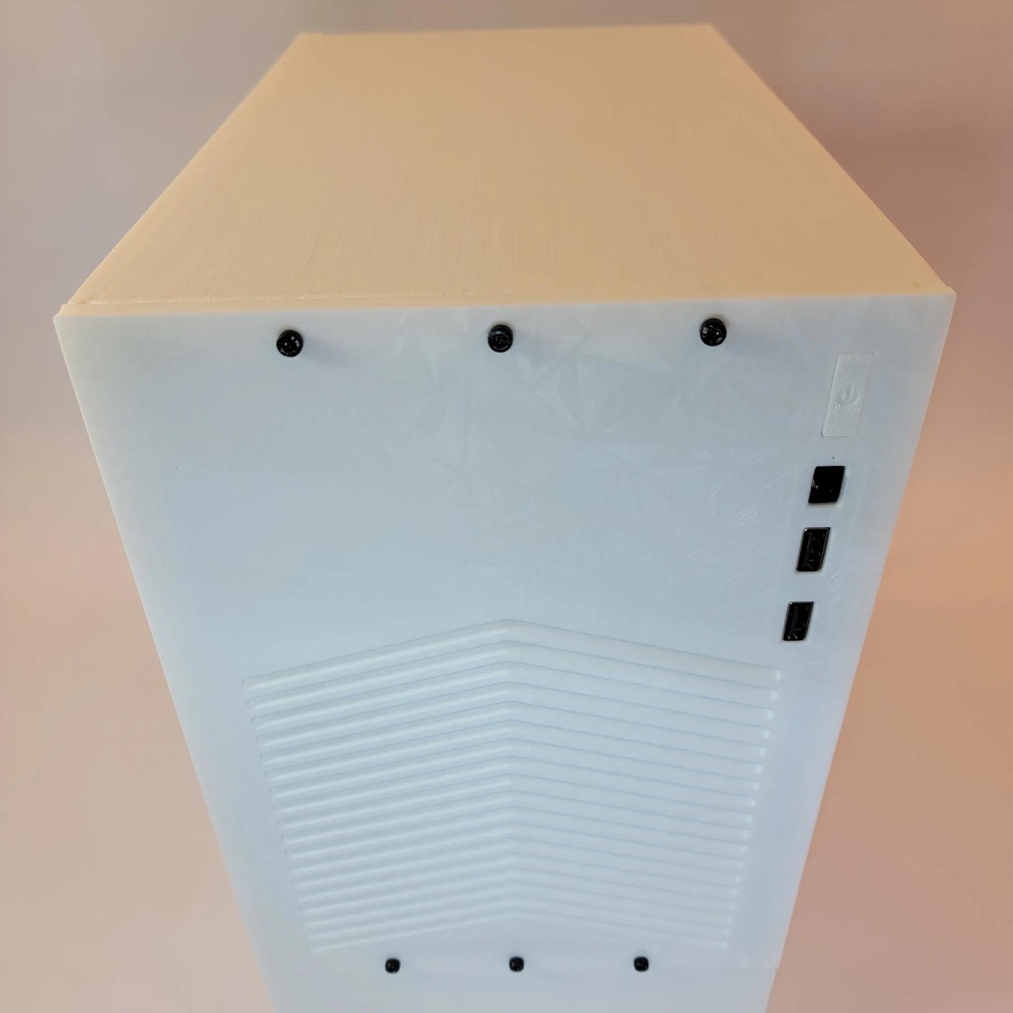 i7 9700/RTX 2060 SUPER Custom 3D Printed Gaming PC