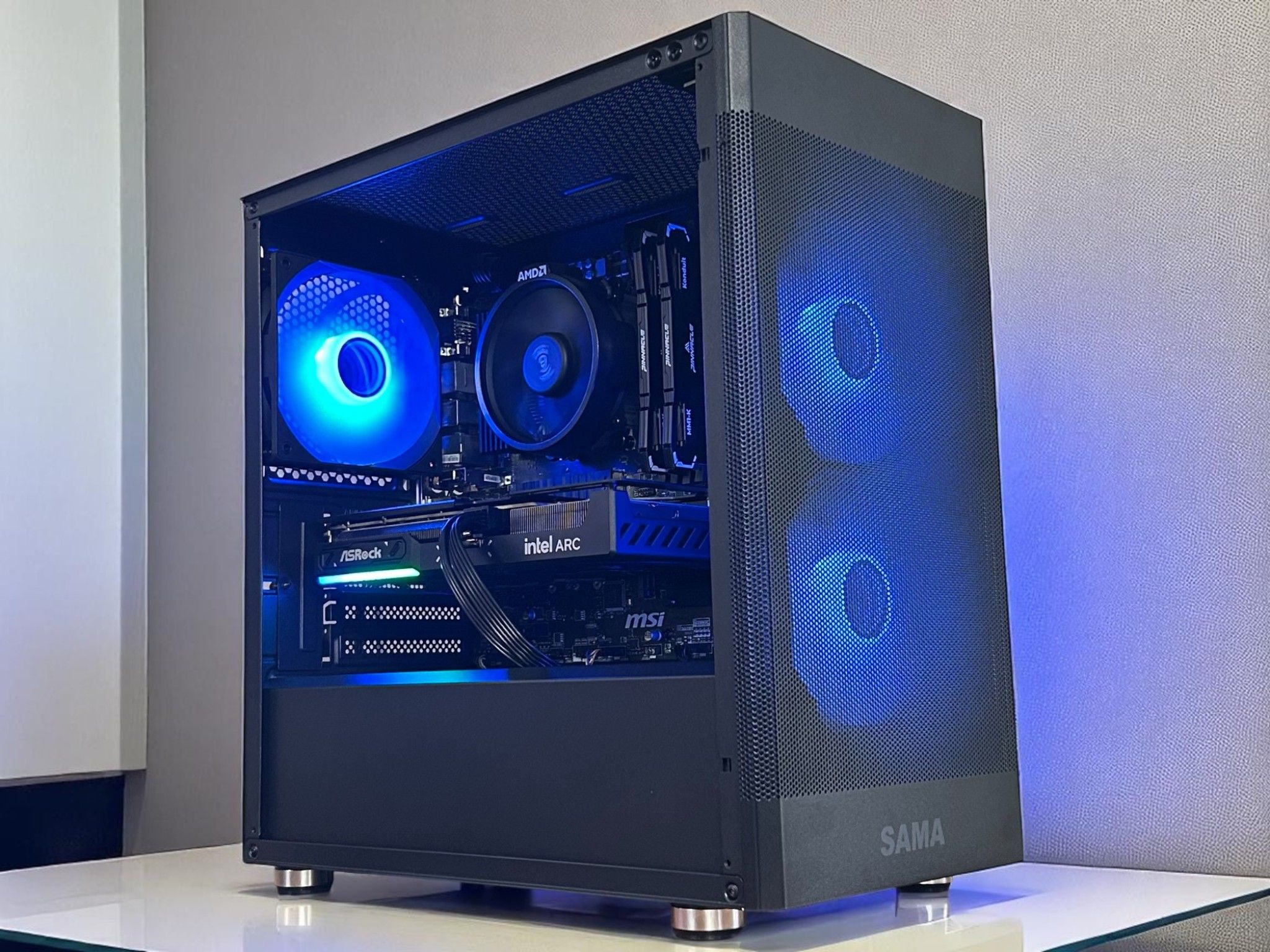 ARC B570 10GB | Ryzen 5 5500 | 32GB DDR4 | 1TB NVMe | The Arc Sentry