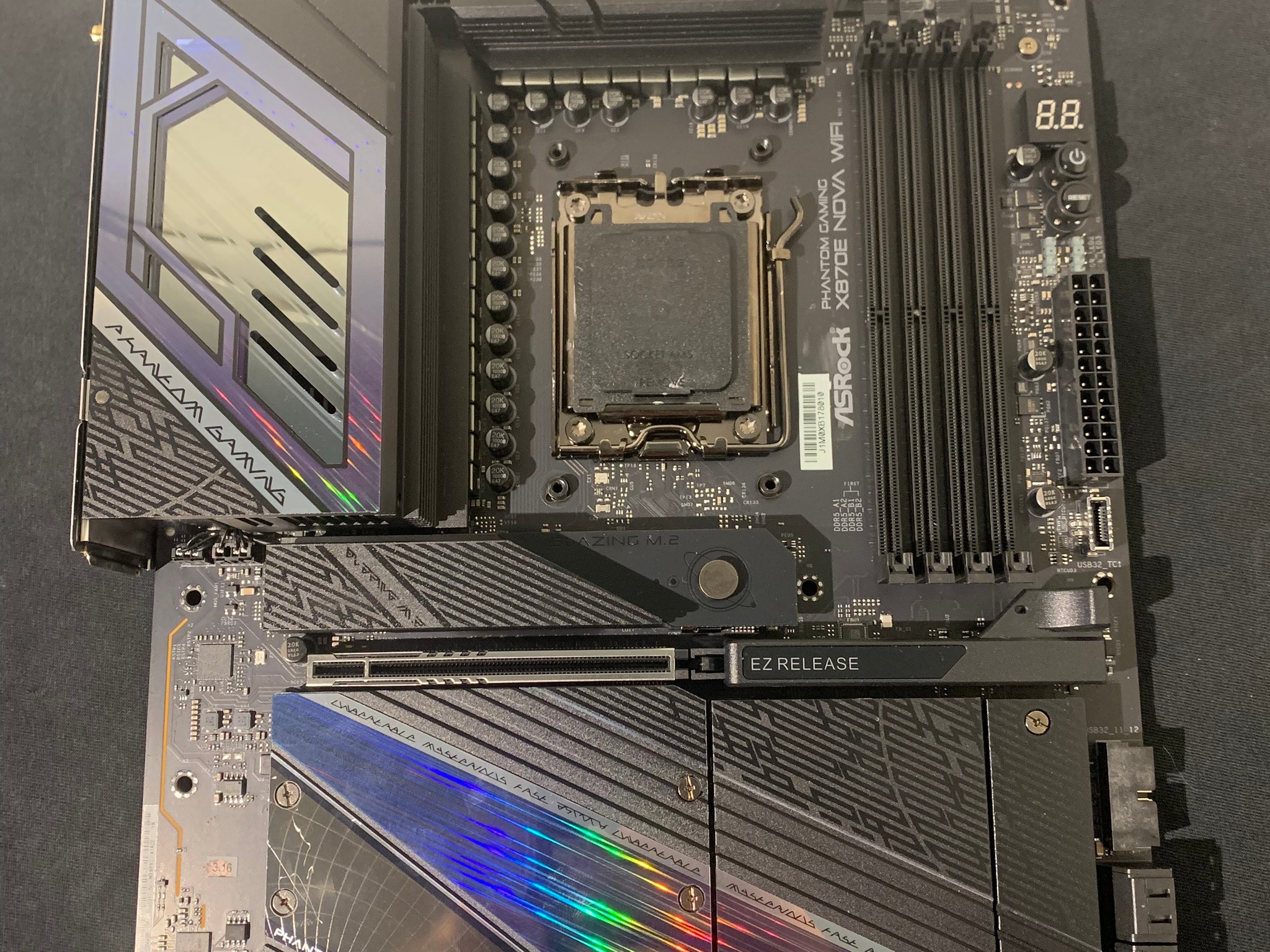 ASRock X870E Nova WIFI
