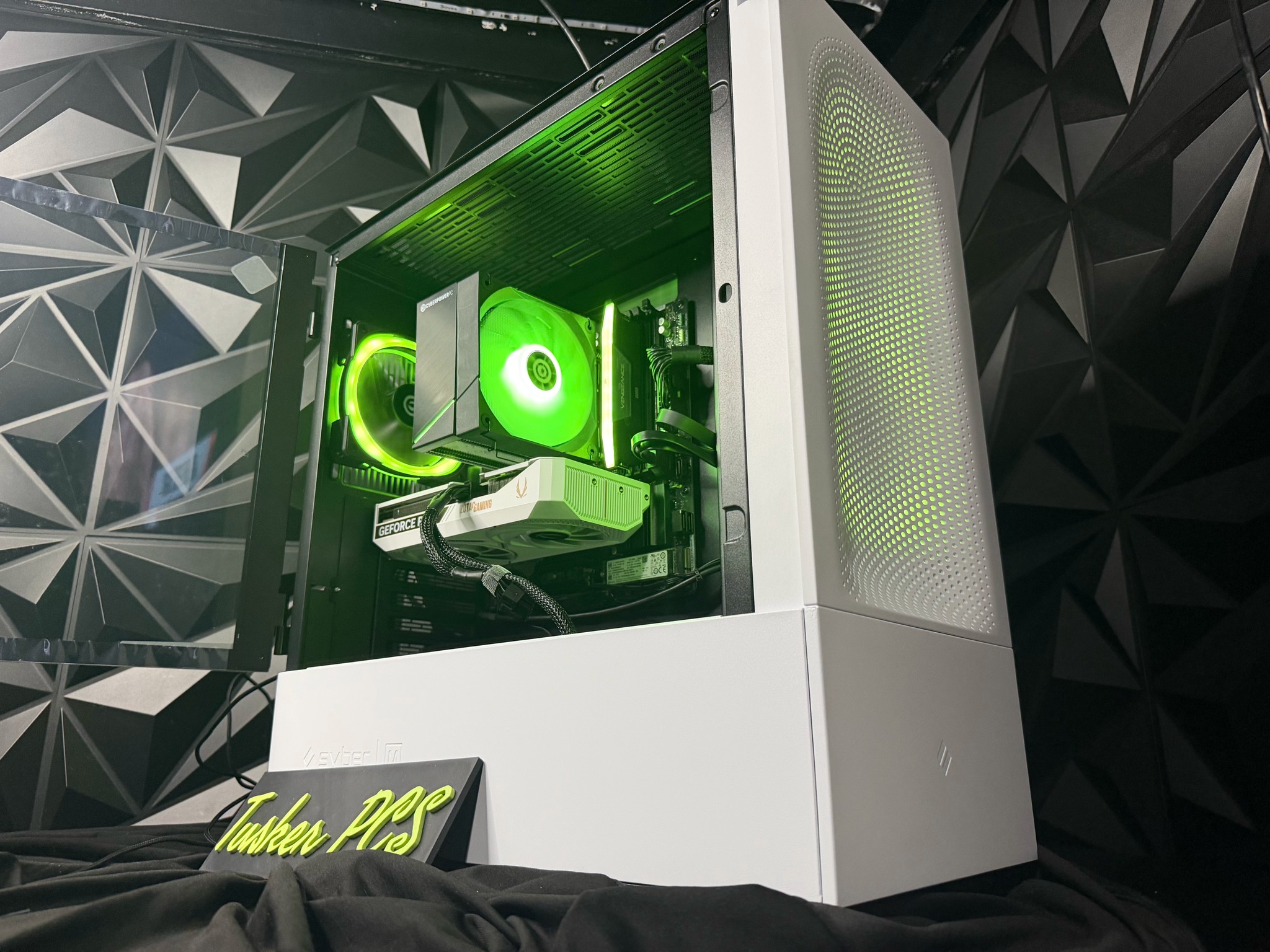 ⚡🌐 CYBER REMIX Ti 🌐⚡Ryzen 5 8400F| RTX 5060Ti| 16 GB DDR5| 750GB NVMe| 1000W PSU