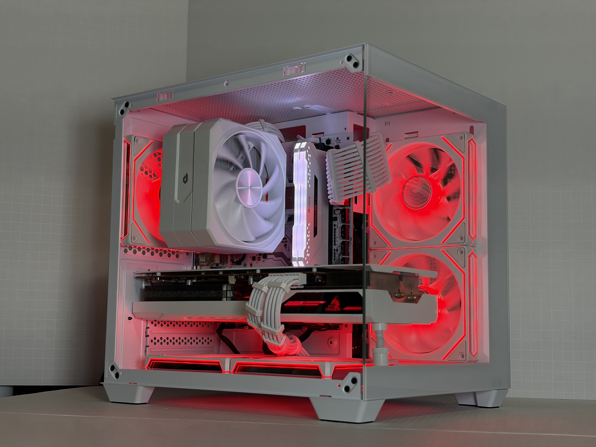 🔥 RX 6800 + Ryzen 5 5600 – White Gaming PC – 1440p Ultra Monster | 1TB NVMe | 16GB RAM