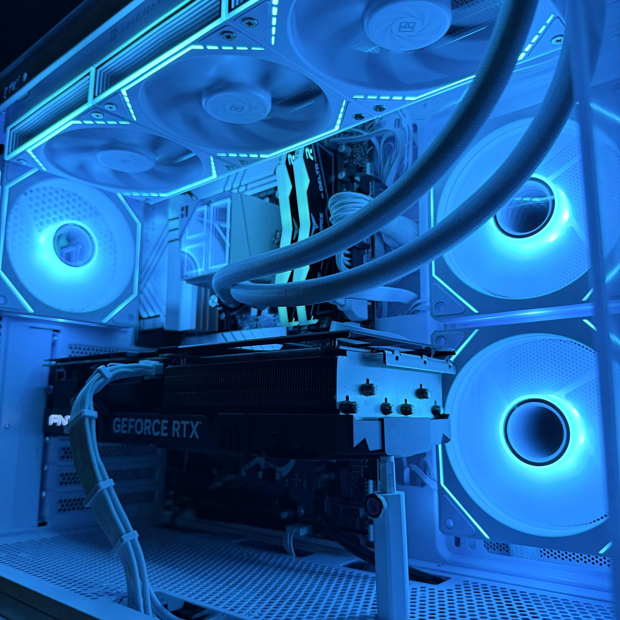 RTX 4070 TI  | I9 13900K | 32GB DDR5 | 5TB Storage | 850w PSU