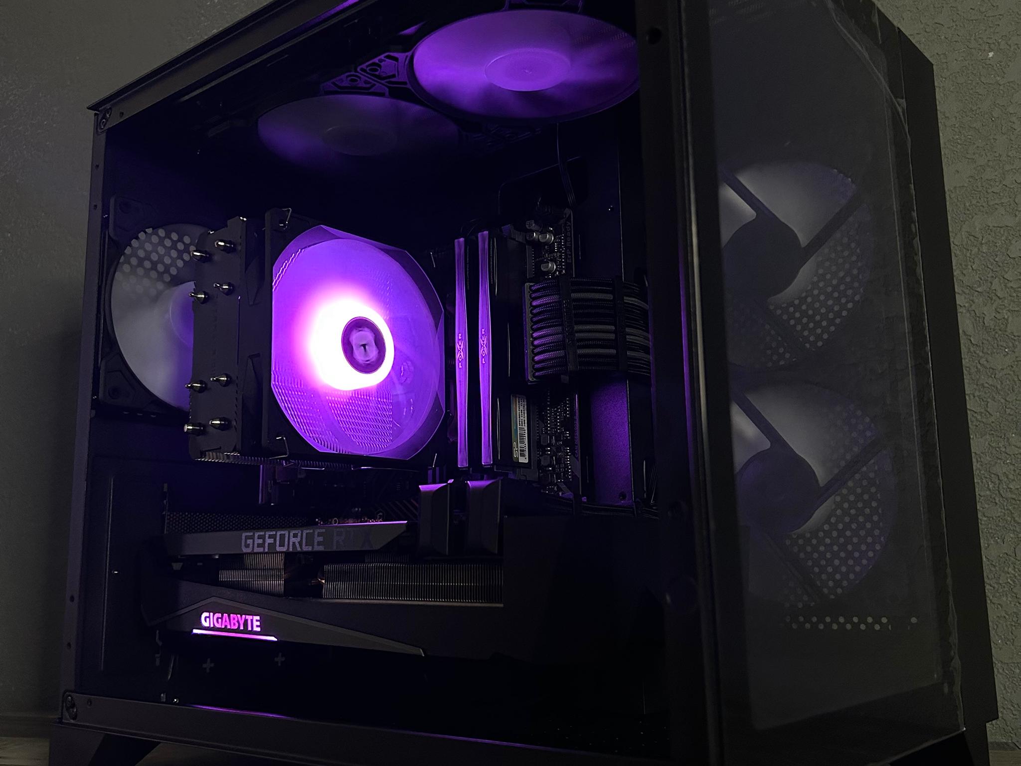 RTX 3070 Ti | Ryzen 7 5700G | 32GB 3200MHz | 1TB Gen4