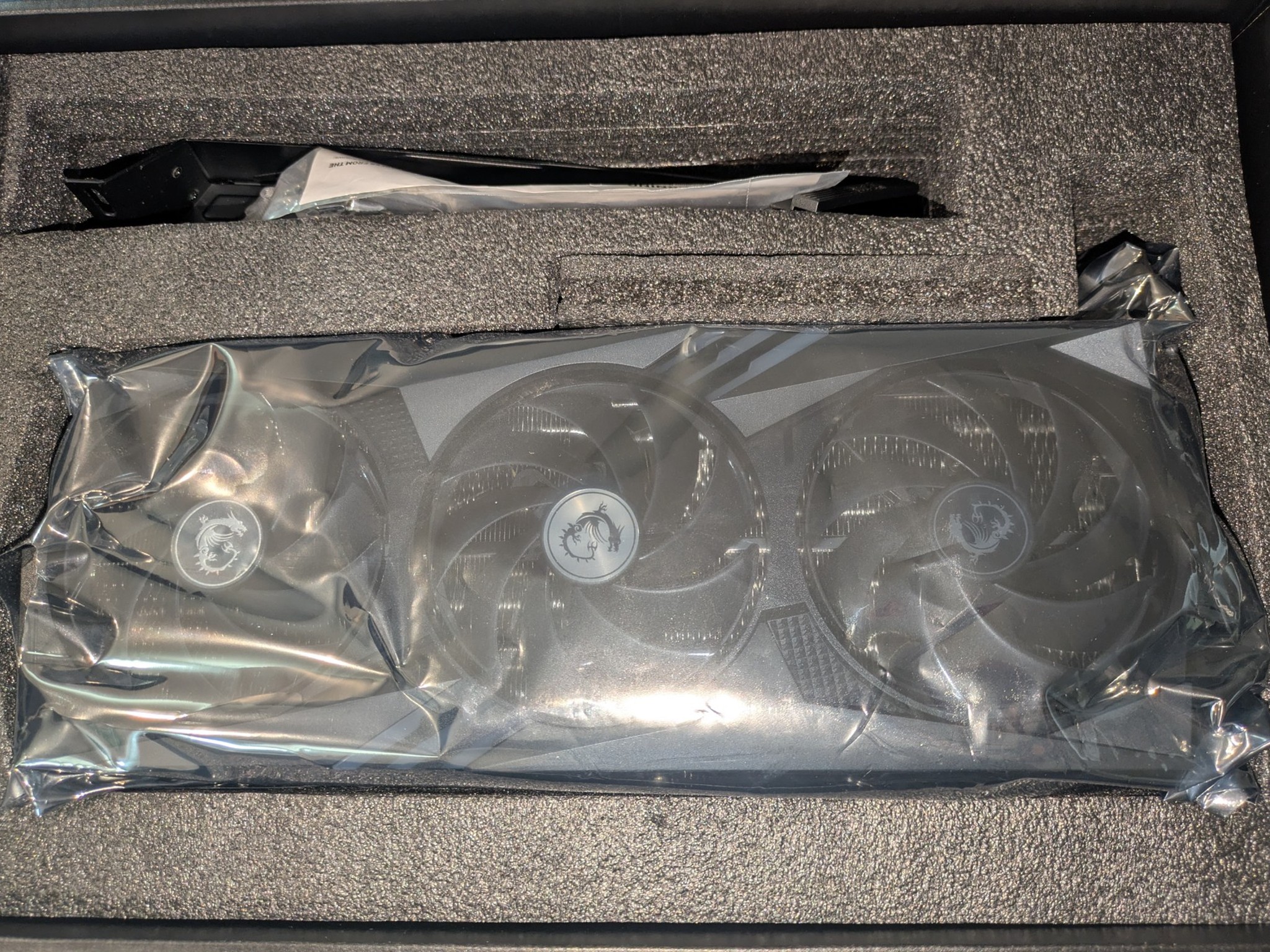 MSI RTX 4090 GAMING TRIO 24G - Used: Great Condition!