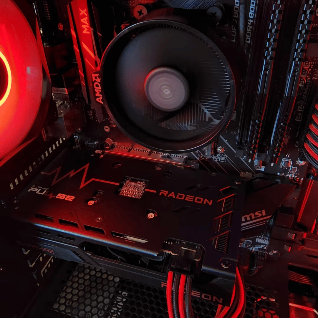 AMD Ryzen 5 5600G // AMD Radeon RX 6600 // XPG 16GB 3200MHz