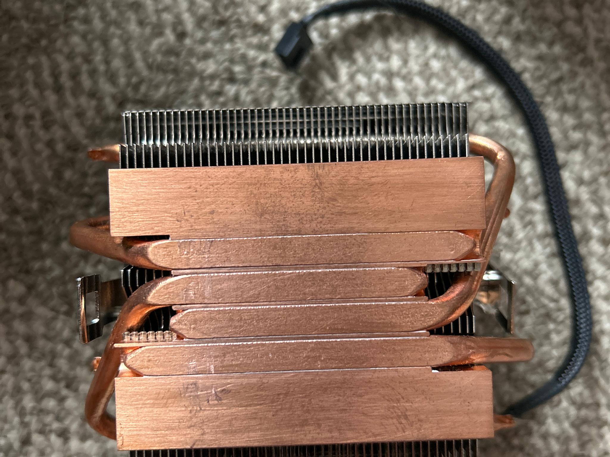 AMD Wraith Prism LED RGB Cooler Fan 4-Pin Connector