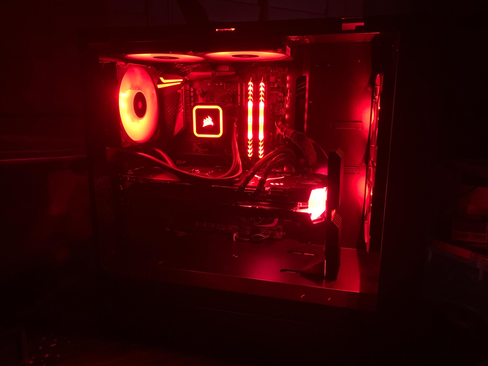 Red Devil|Ryzen 7 3700X|RX 6700XT|32GB|500GB SSD|2TB HDD|Windows 10 Pro