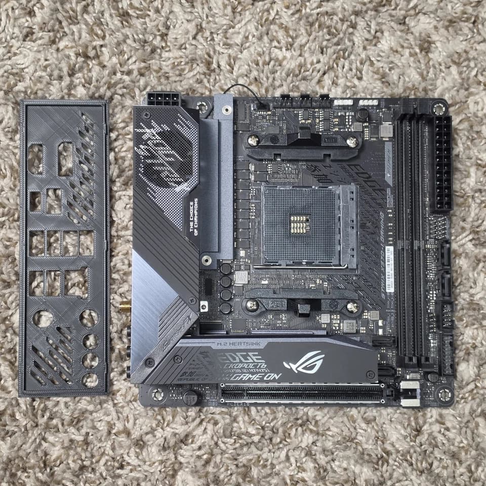 ASUS ROG Strix X570-I Gaming - Image 4