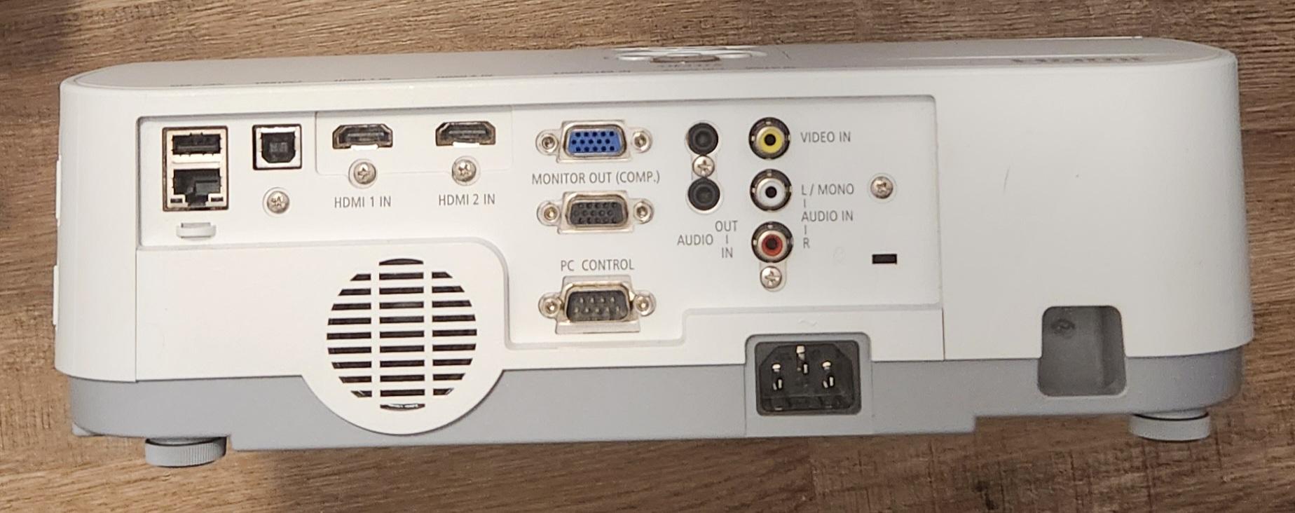 Sharp NEC ME331X projector